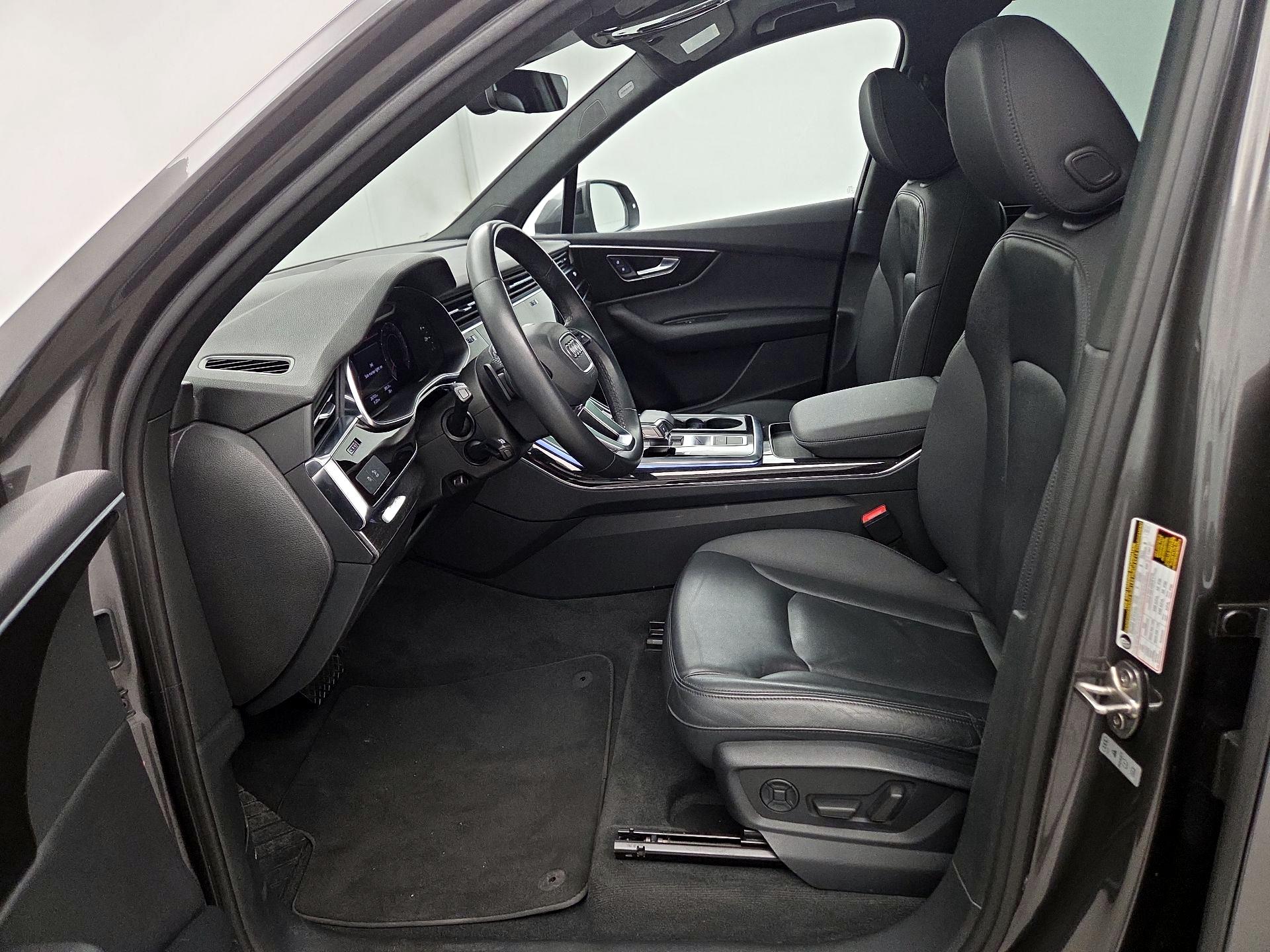 Thumbnail: 2022 Audi Q7 - 11