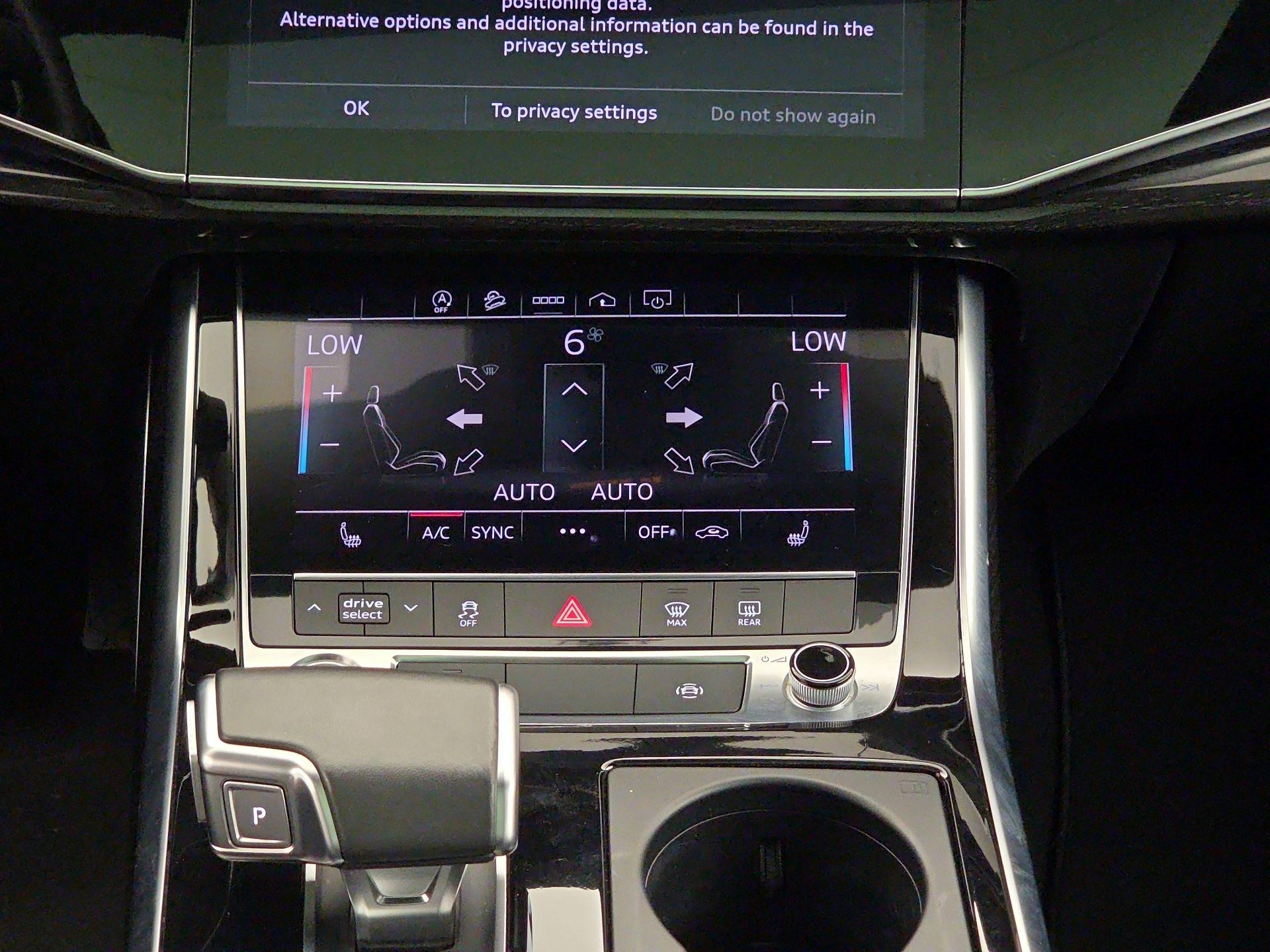 Thumbnail: 2022 Audi Q7 - 16