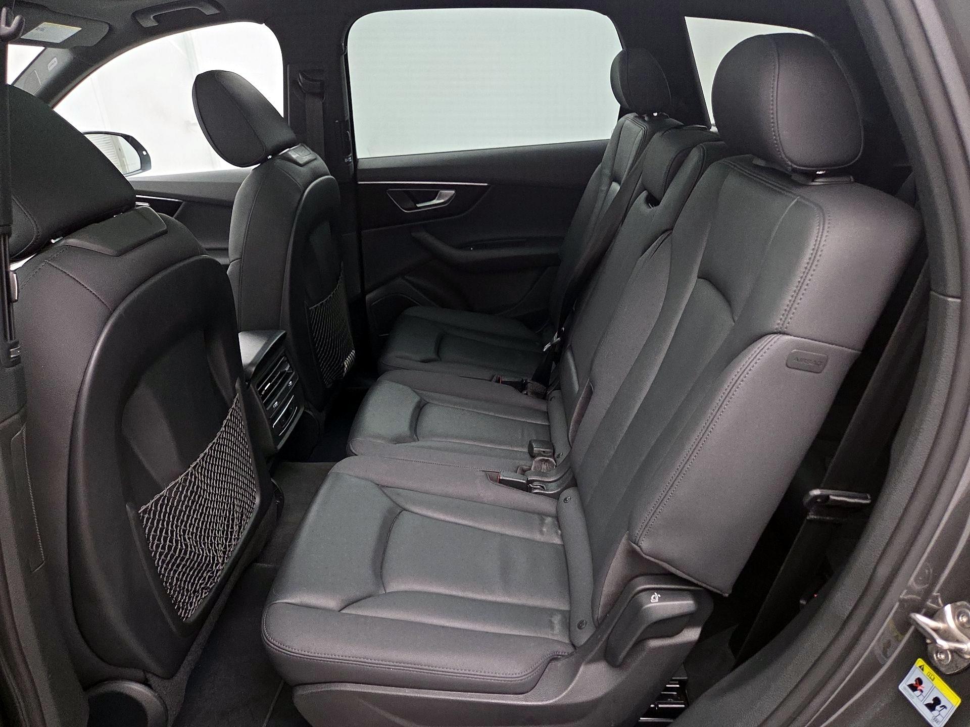 Thumbnail: 2022 Audi Q7 - 20