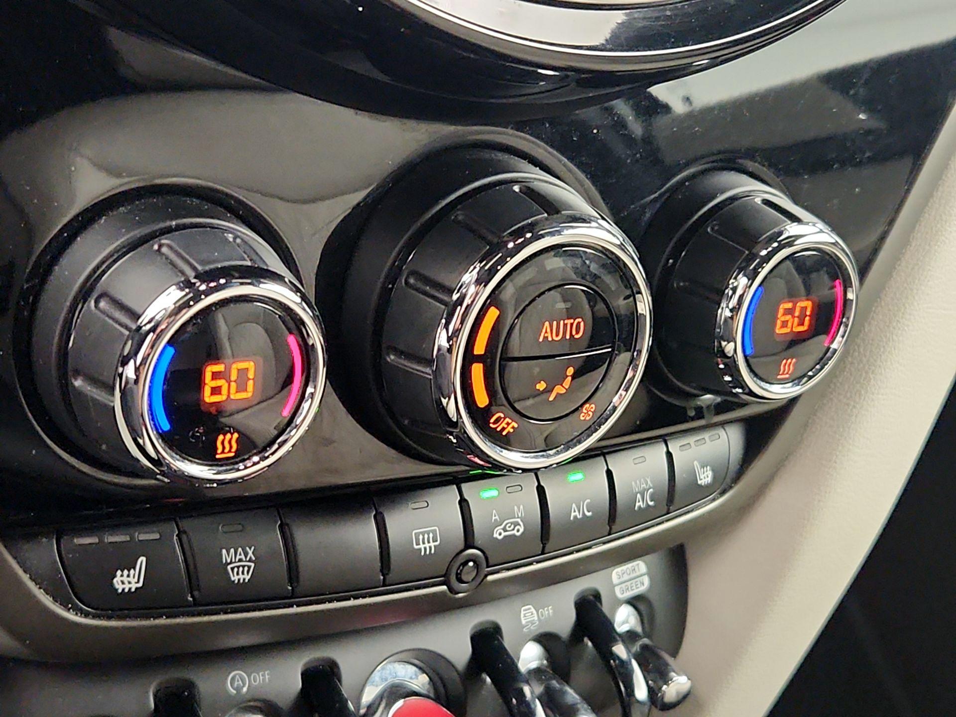 Thumbnail: 2021 MINI Cooper Countryman - 16