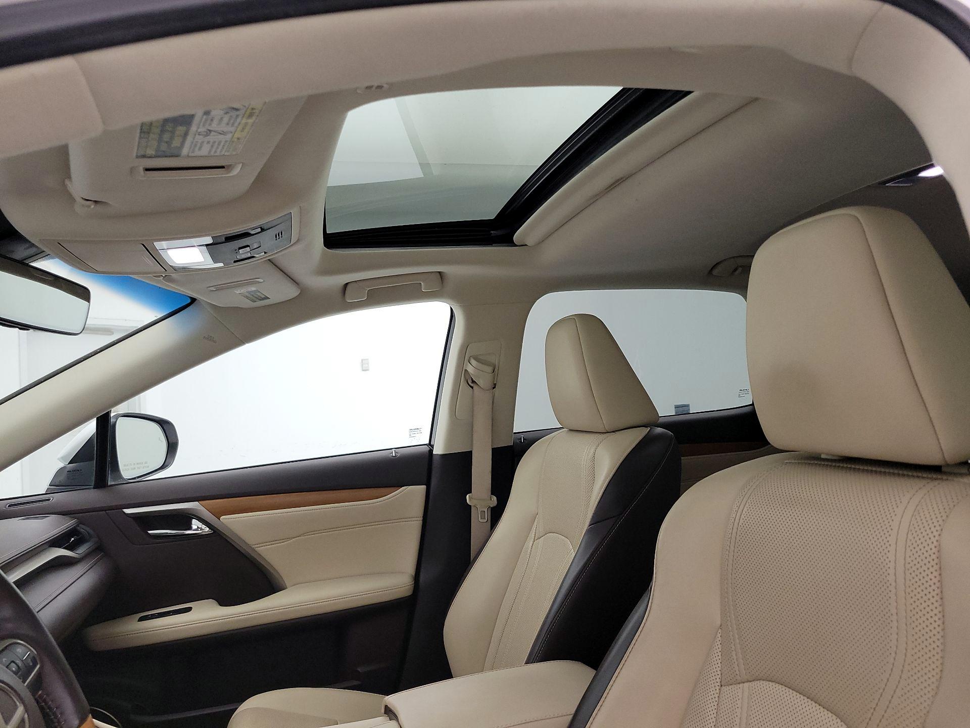 Thumbnail: 2016 Lexus RX - 18