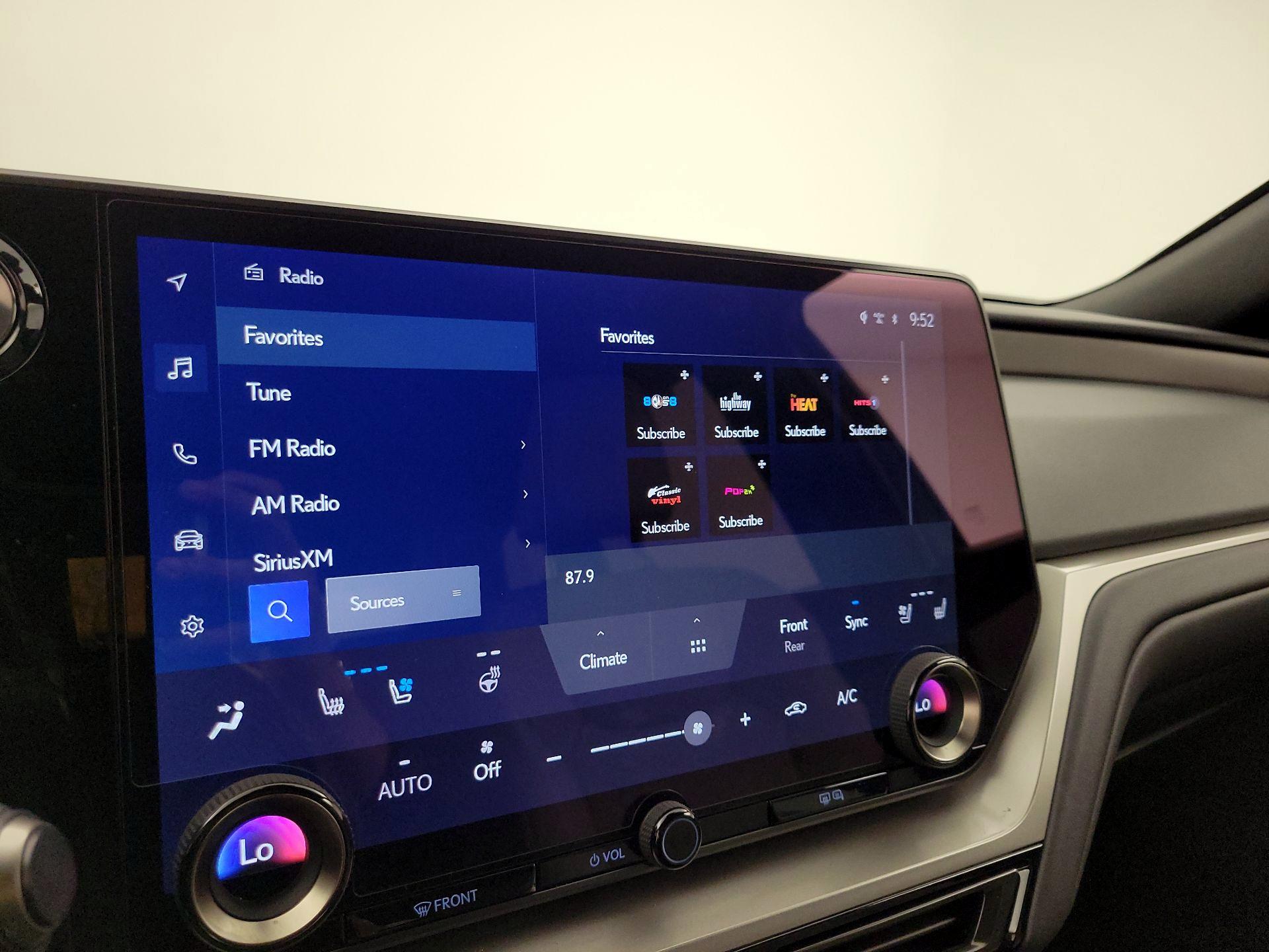 Thumbnail: 2025 Lexus TX - 15