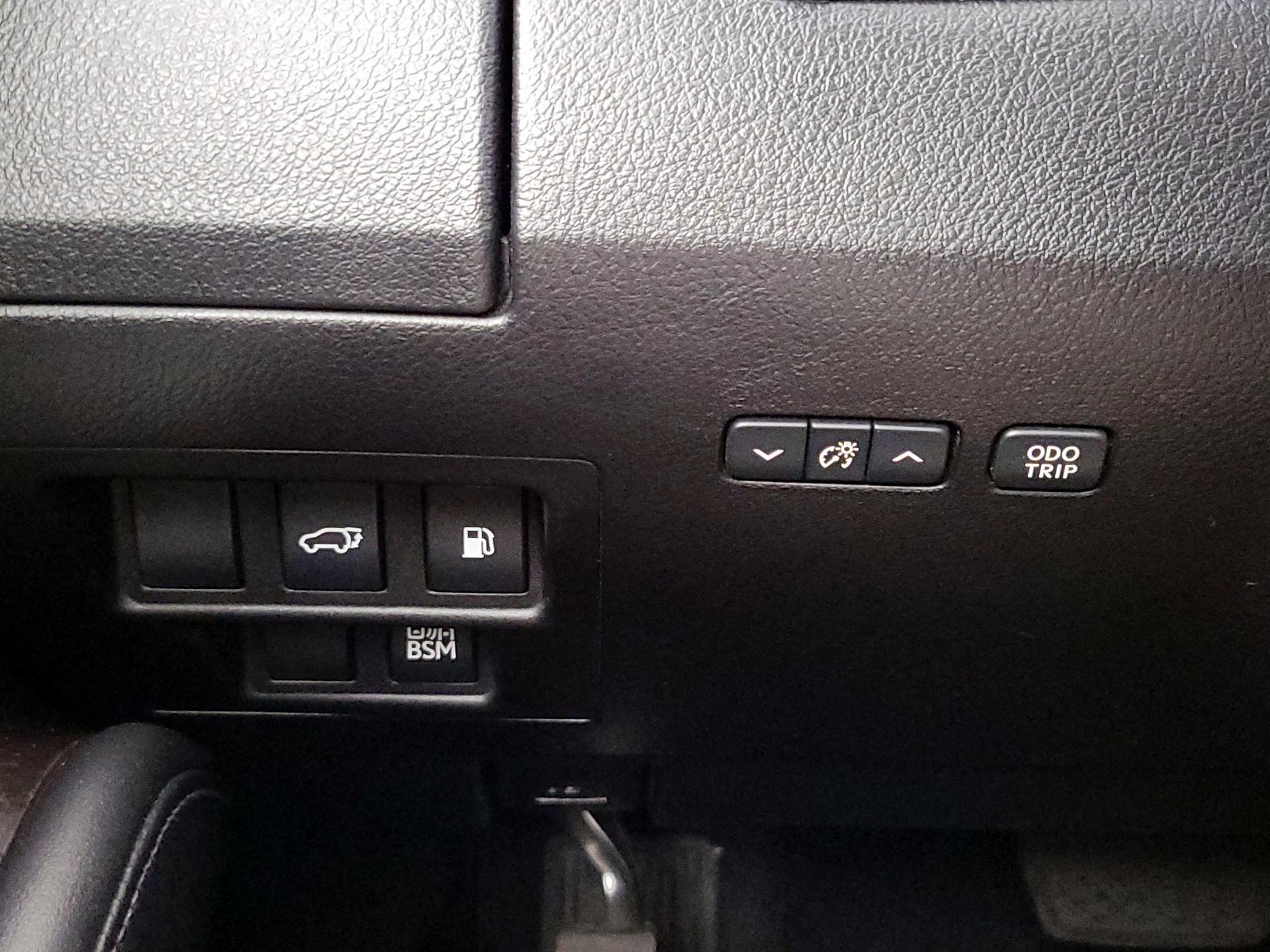 Thumbnail: 2015 Lexus RX - 13