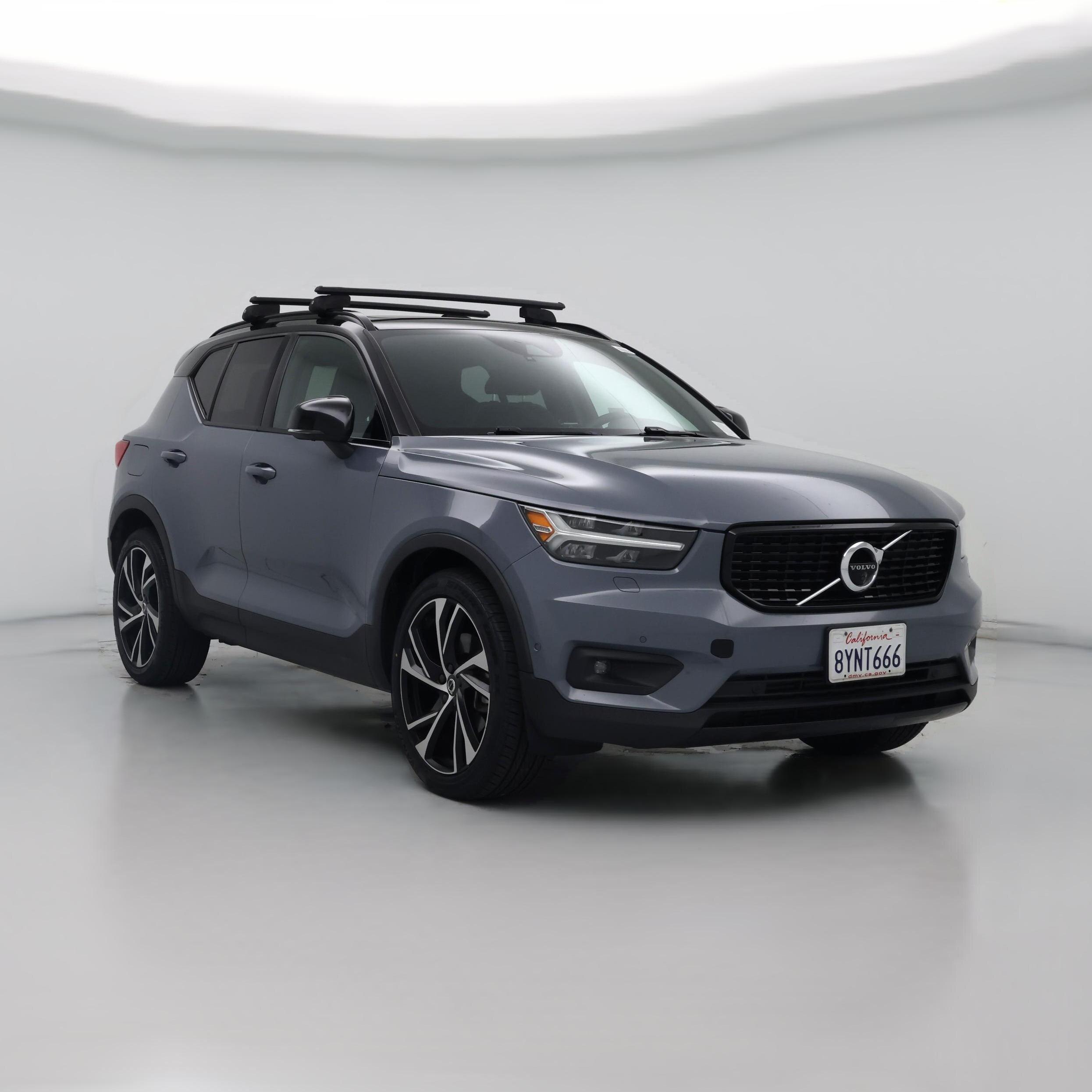 Thumbnail: 2021 Volvo XC40 - 1