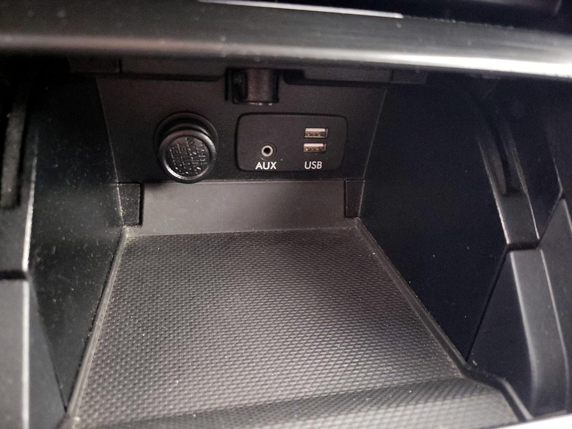 Thumbnail: 2017 Subaru Outback - 19