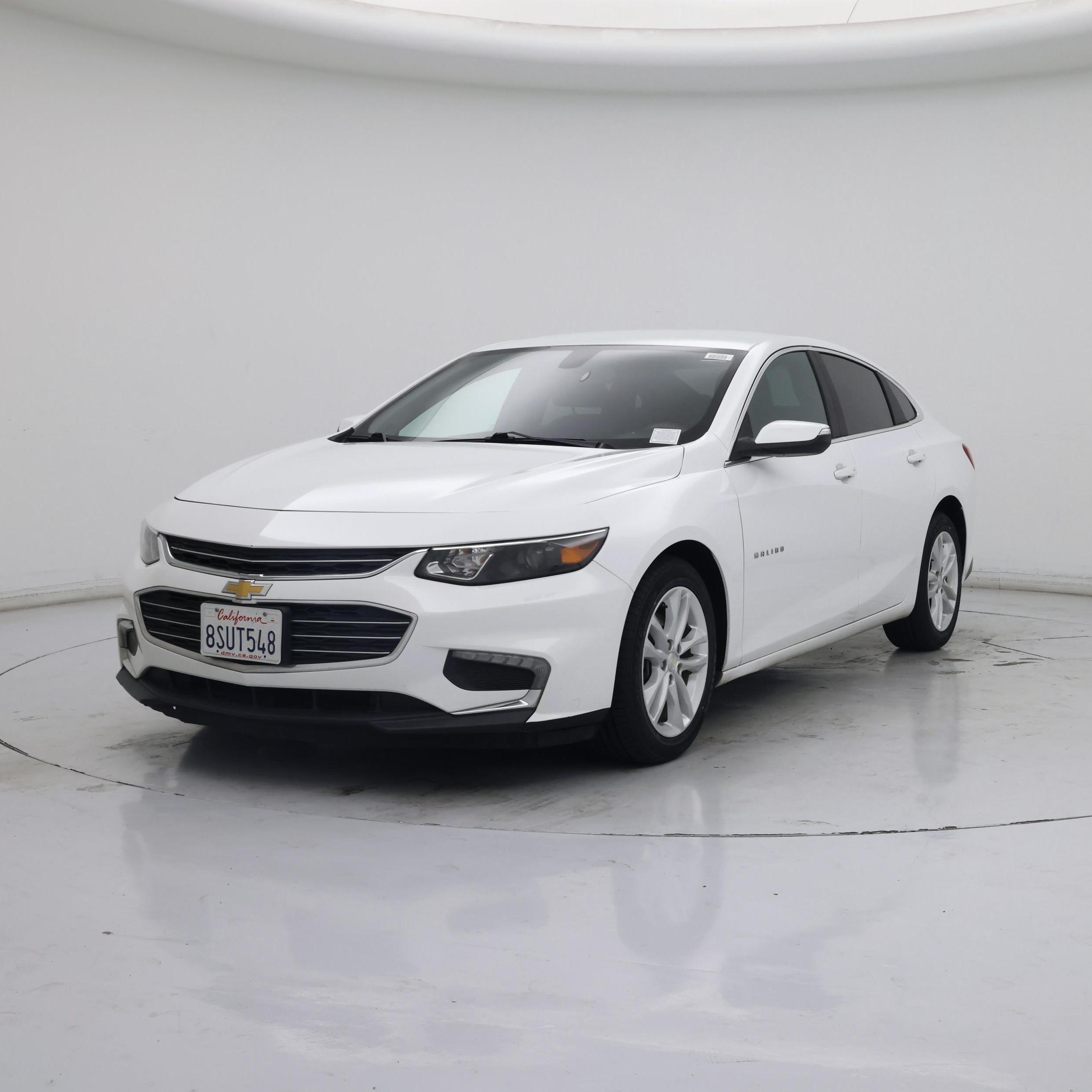 Thumbnail: 2018 Chevrolet Malibu - 4