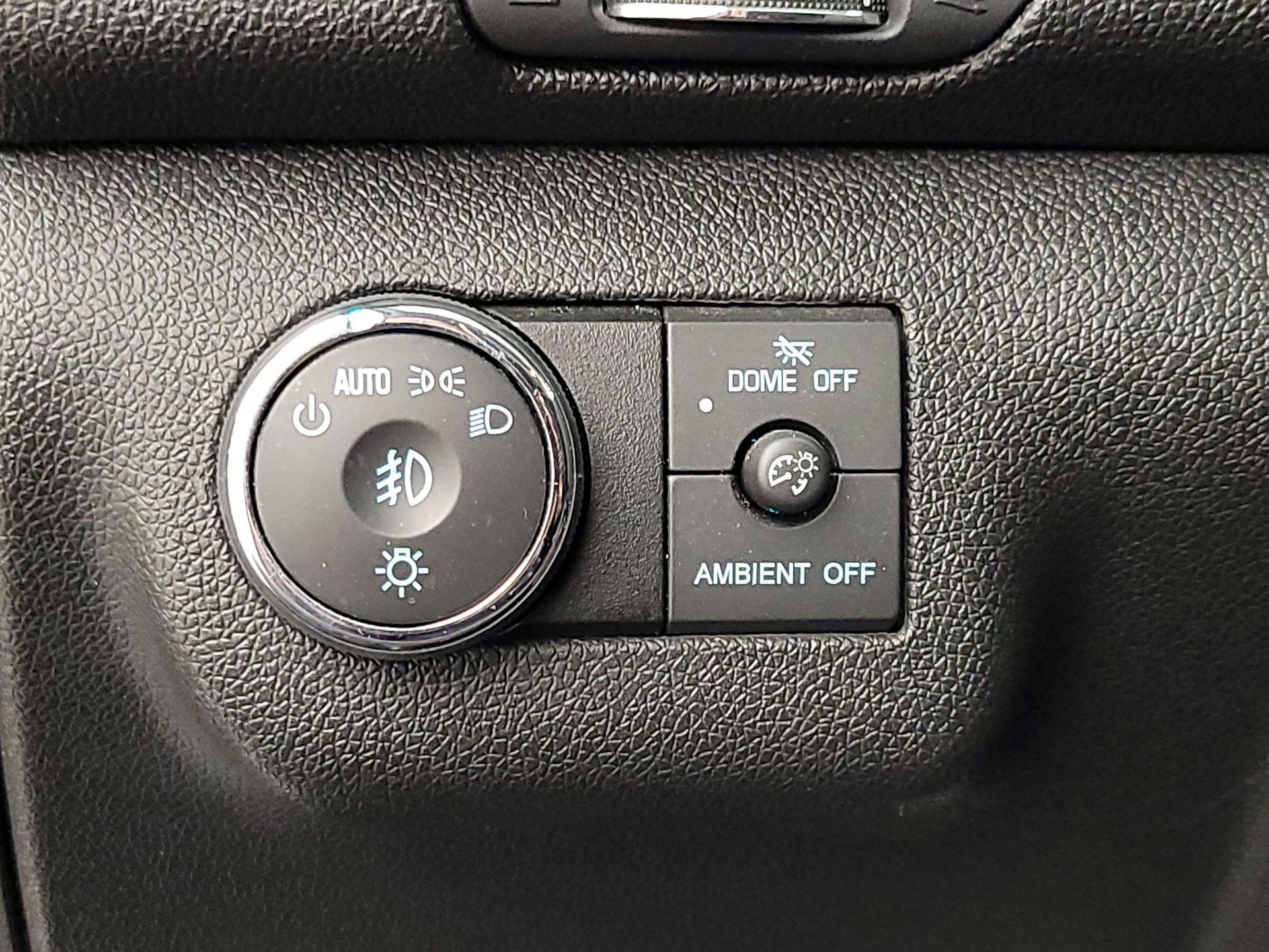 Thumbnail: 2015 Chevrolet Traverse - 13