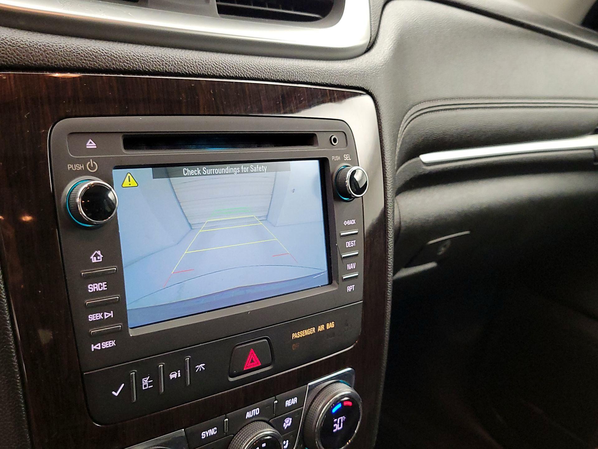 Thumbnail: 2015 Chevrolet Traverse - 14