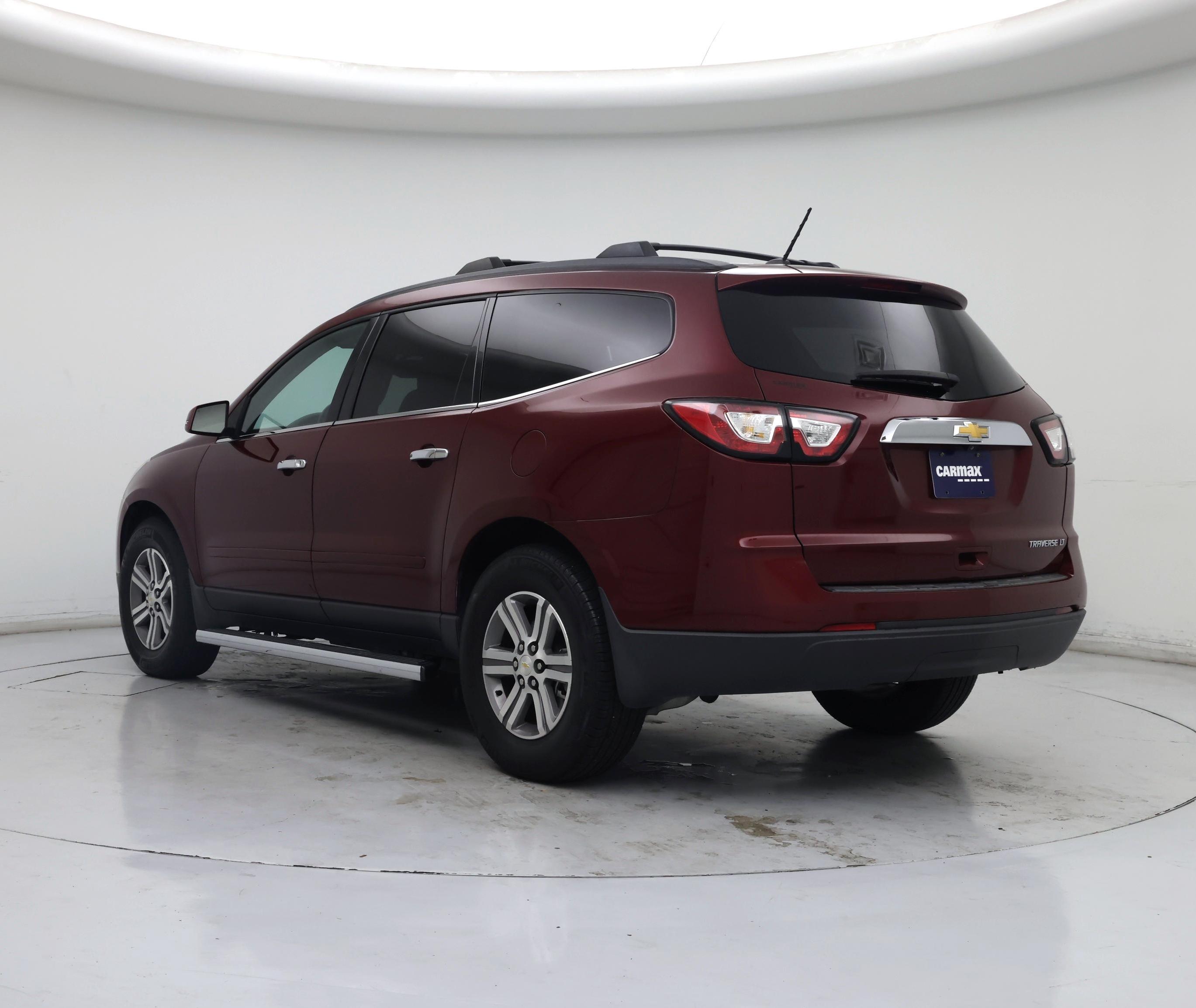 Thumbnail: 2015 Chevrolet Traverse - 2