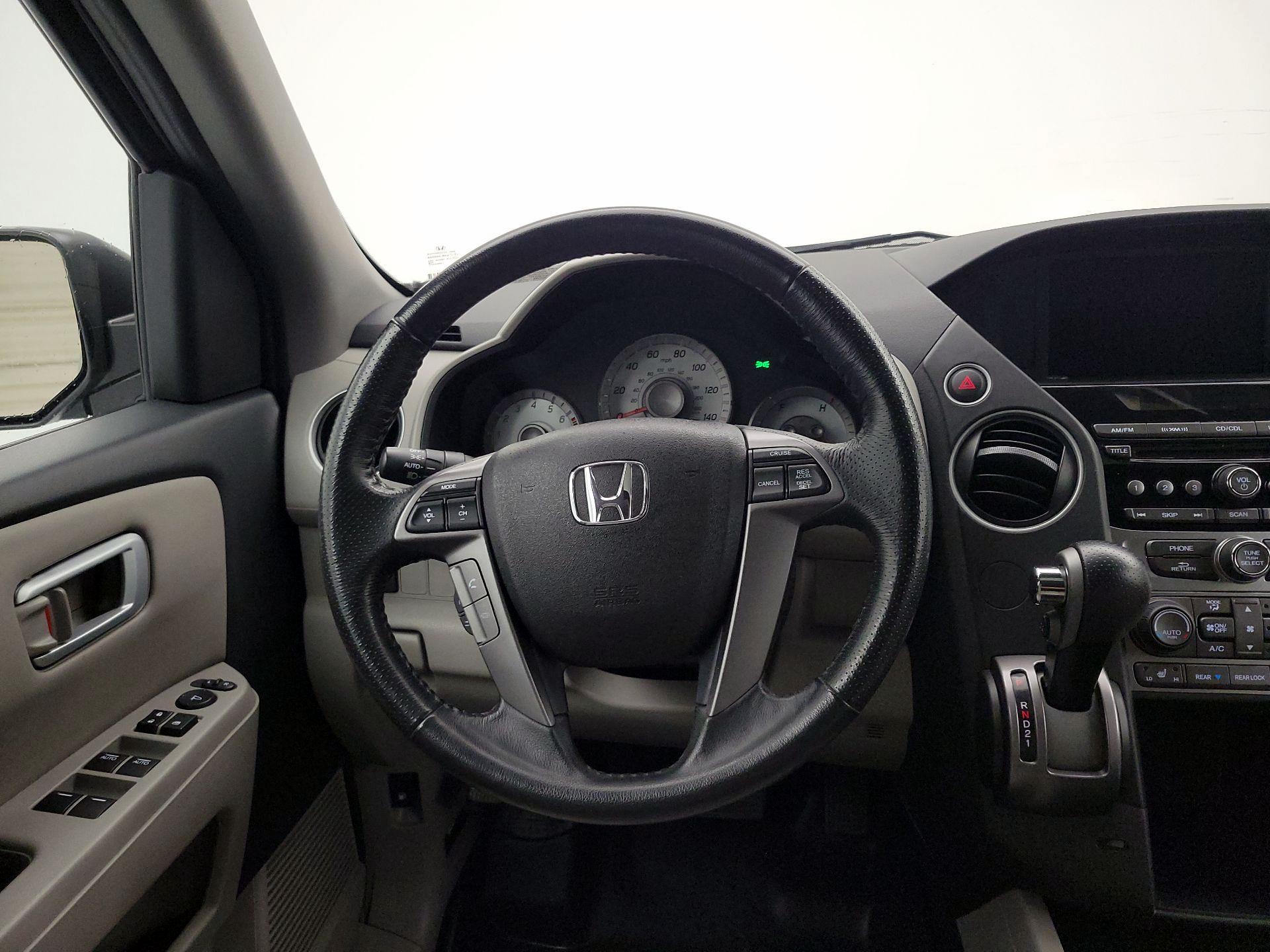 Thumbnail: 2014 Honda Pilot - 10