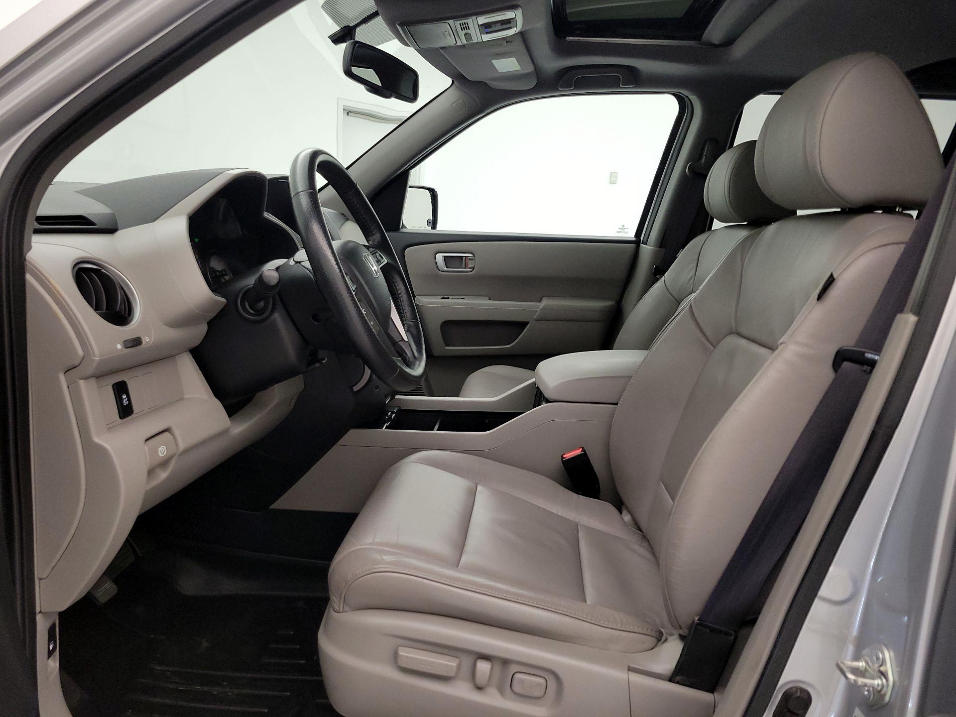 Thumbnail: 2014 Honda Pilot - 11