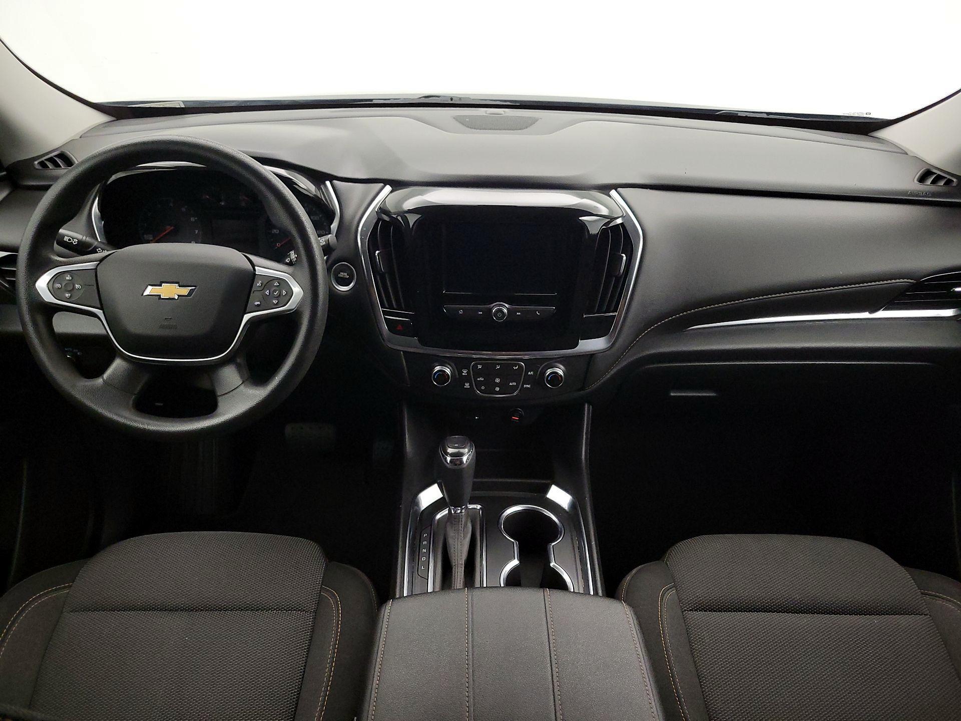 Thumbnail: 2020 Chevrolet Traverse - 9