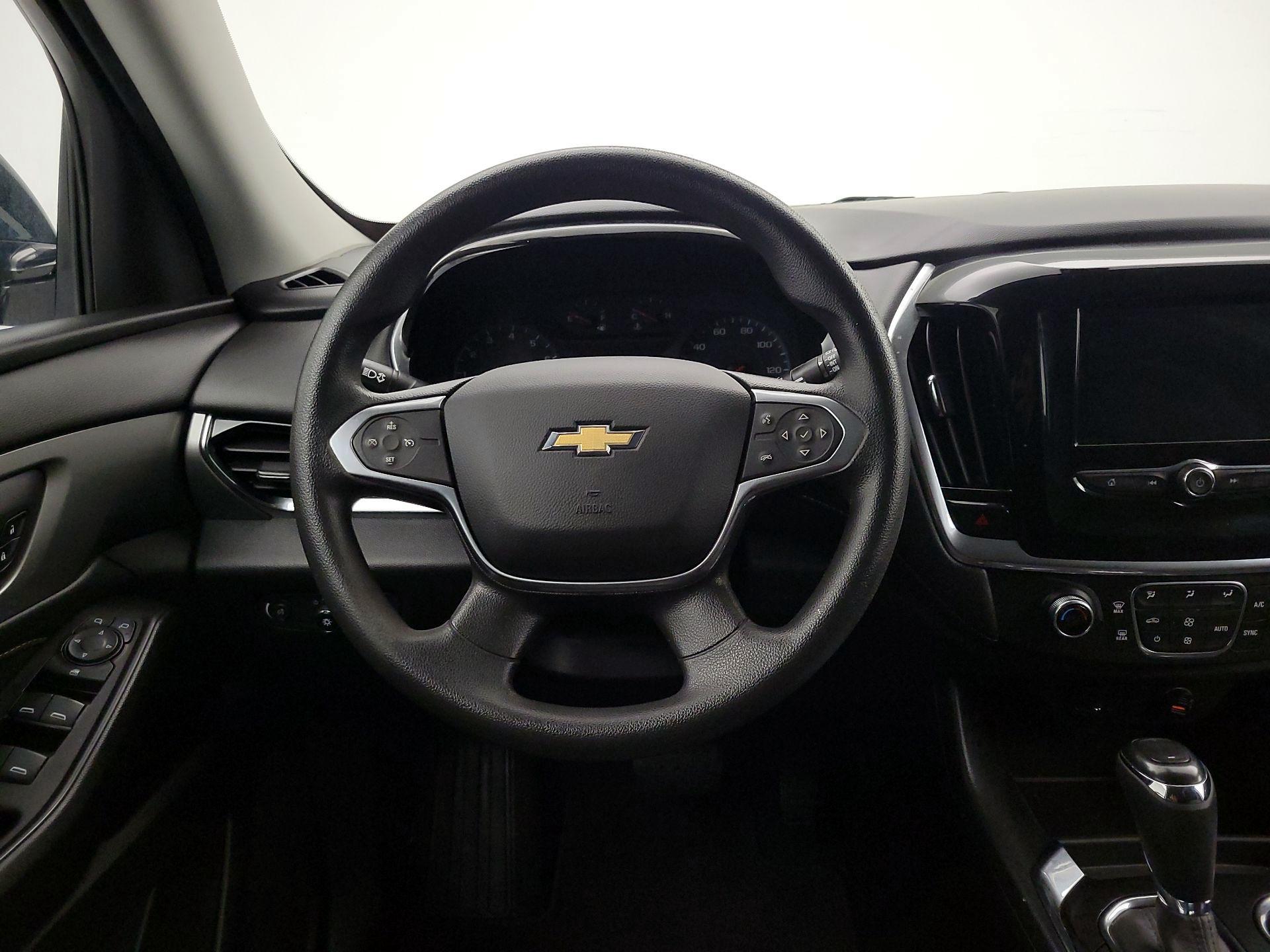 Thumbnail: 2020 Chevrolet Traverse - 10