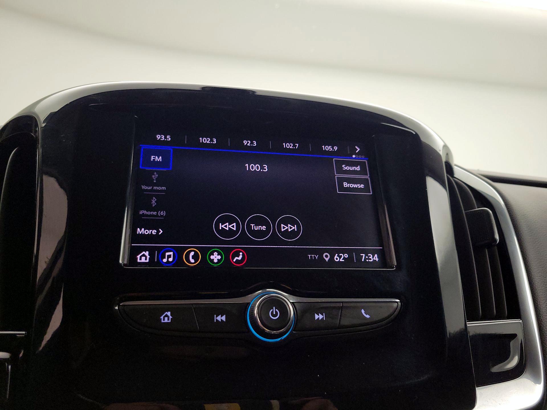 Thumbnail: 2020 Chevrolet Traverse - 15