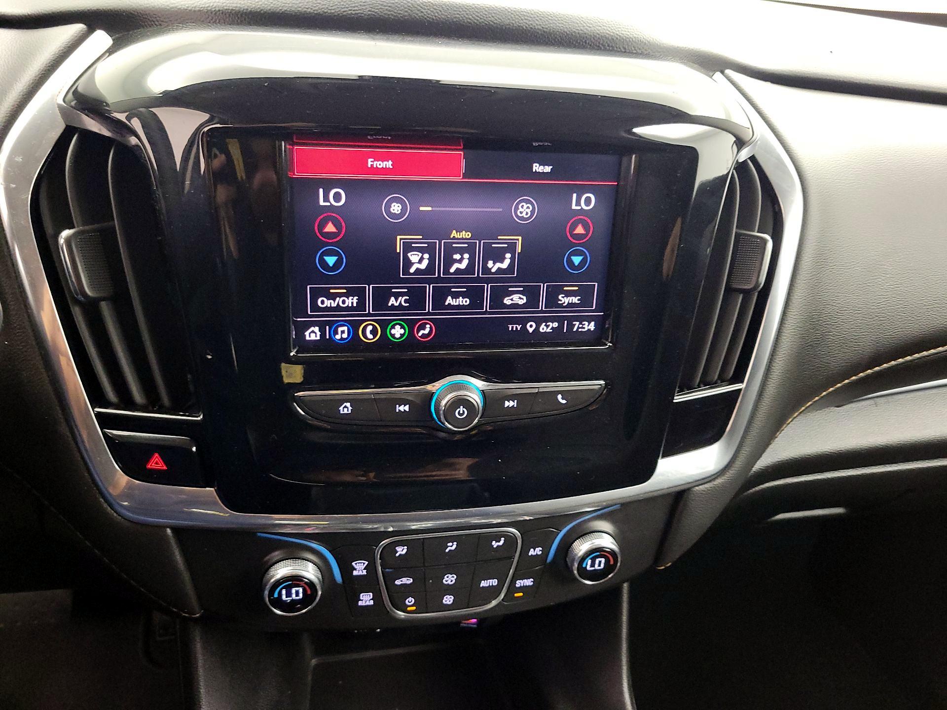 Thumbnail: 2020 Chevrolet Traverse - 16