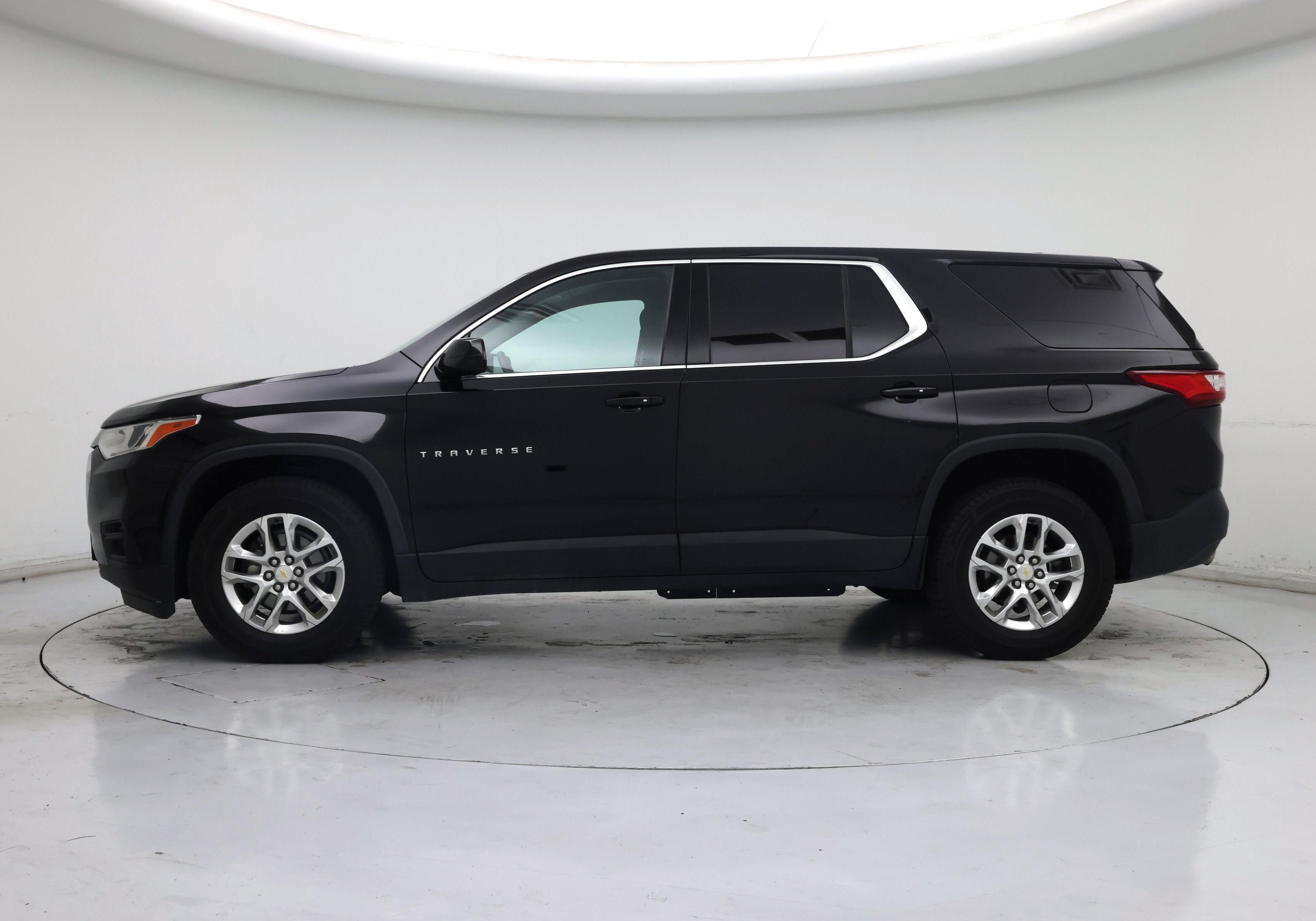 Thumbnail: 2020 Chevrolet Traverse - 3