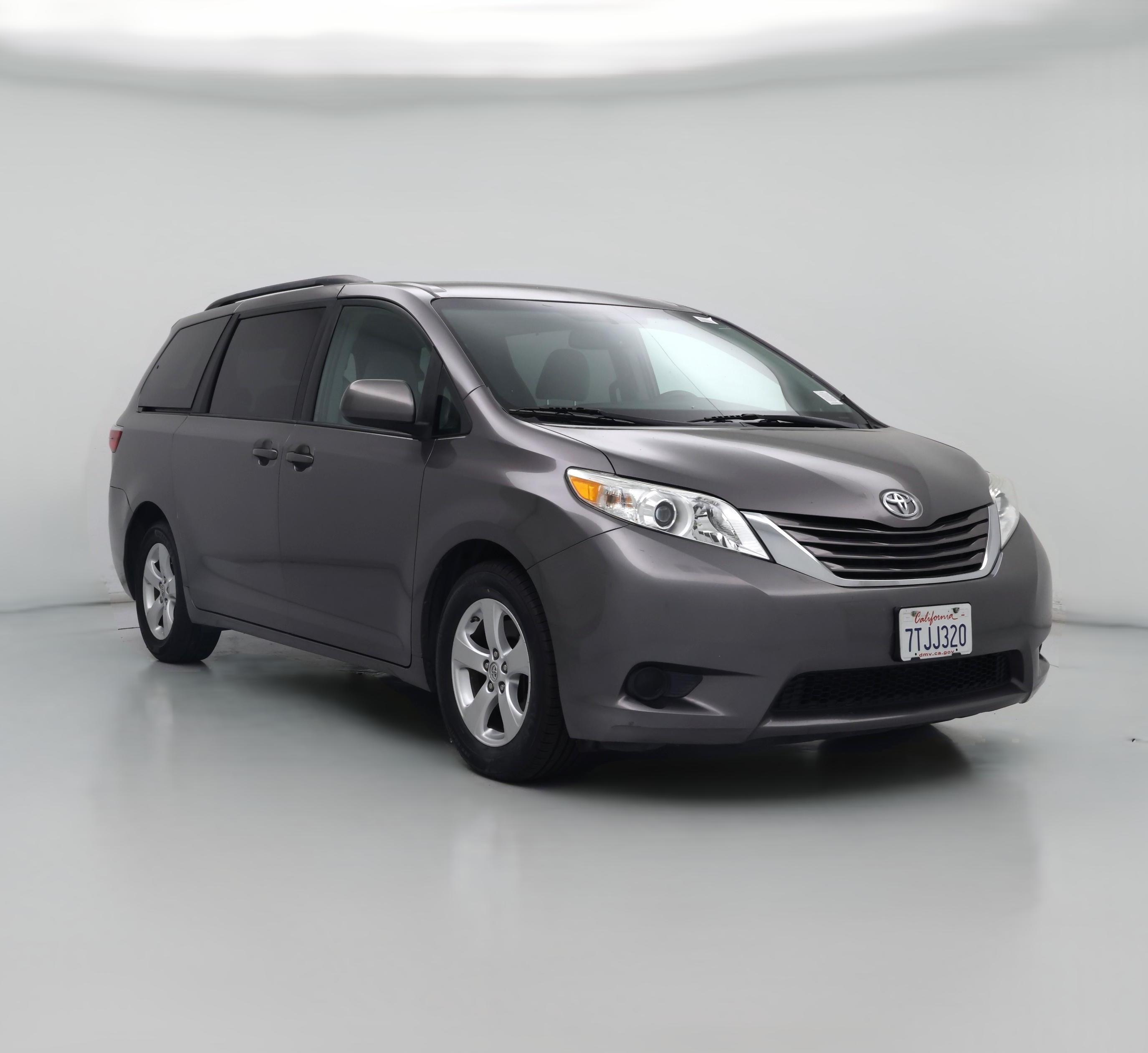 Thumbnail: 2016 Toyota Sienna - 1