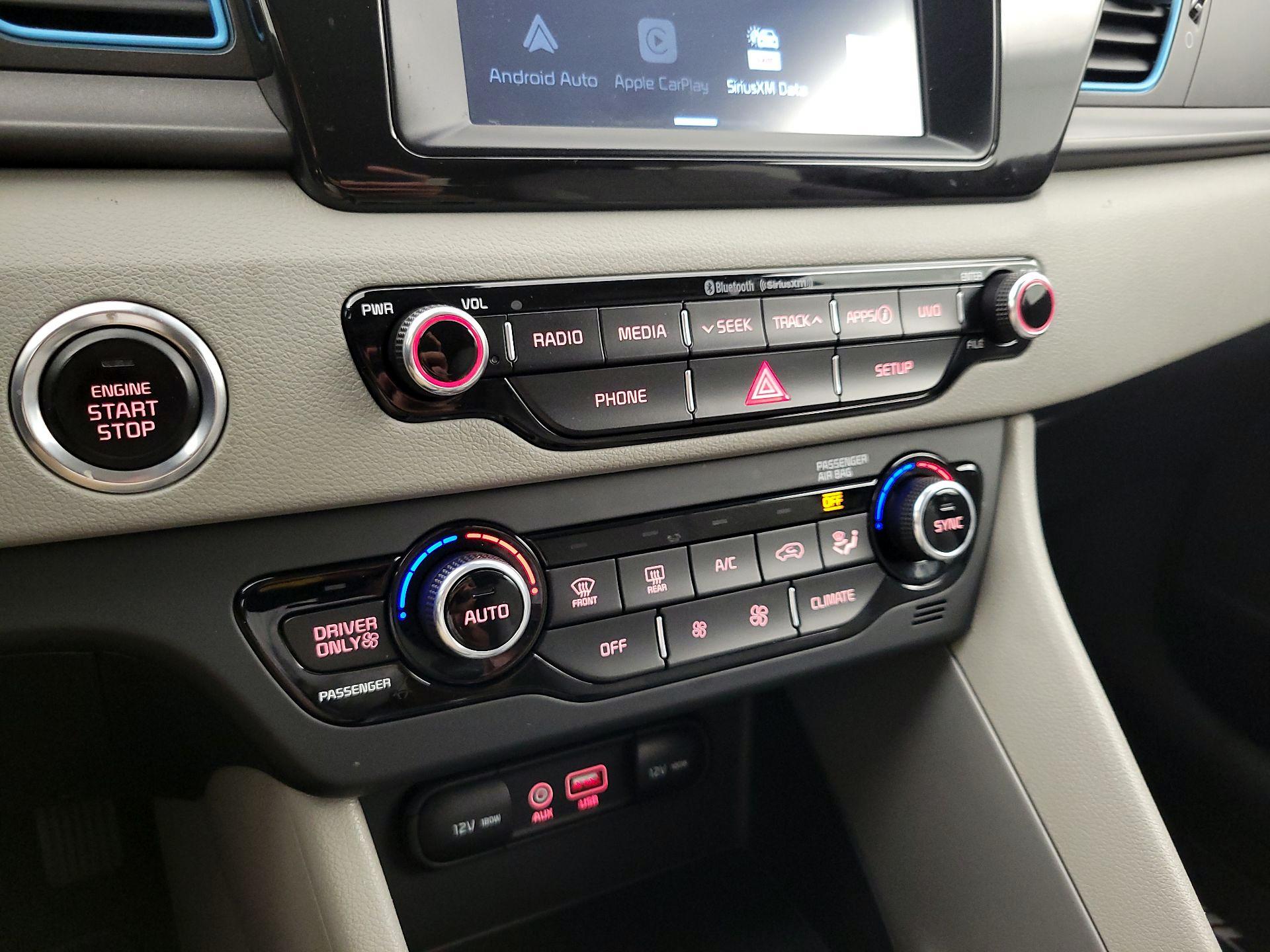 Thumbnail: 2019 Kia Niro - 16