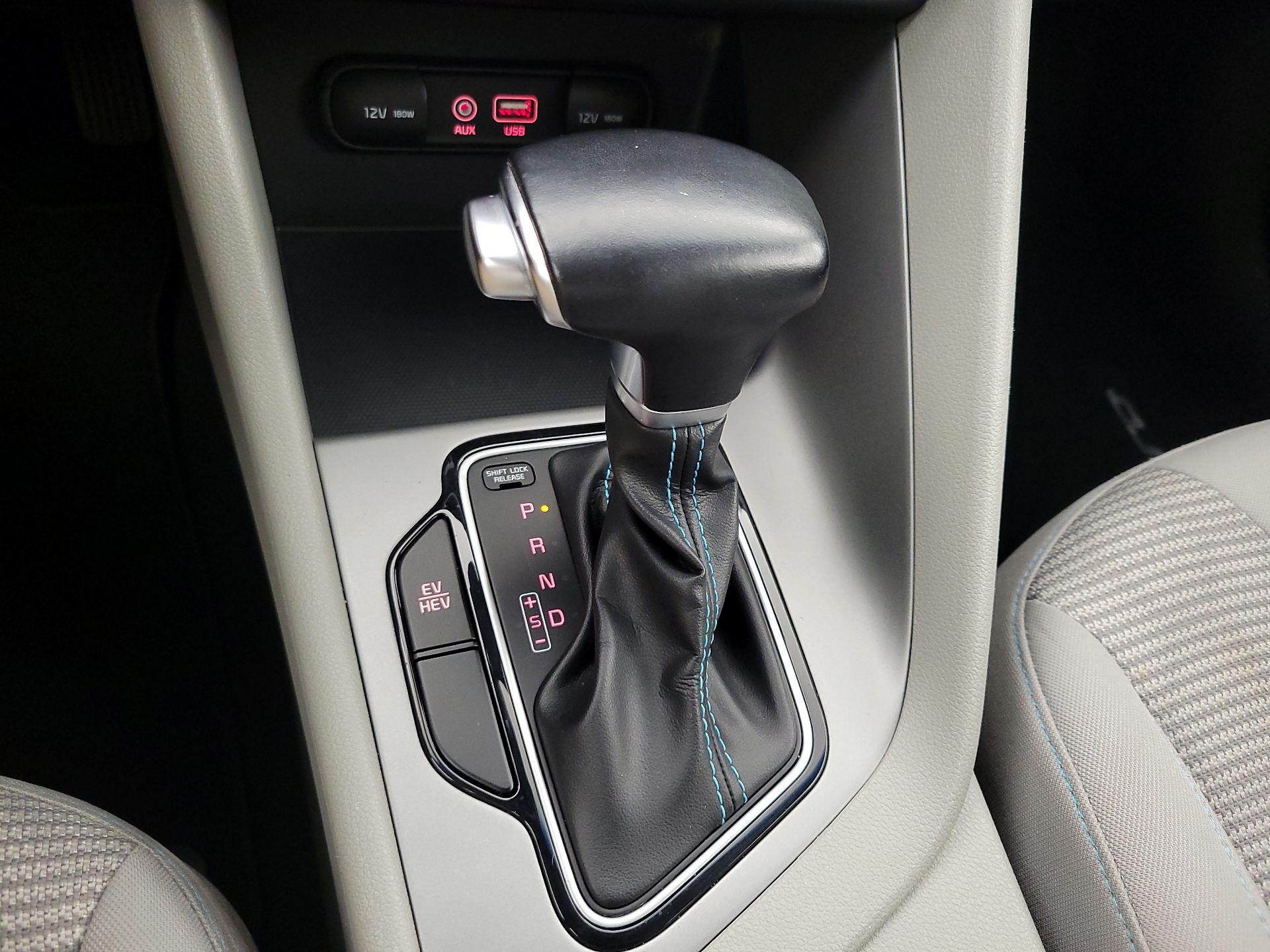 Thumbnail: 2019 Kia Niro - 17