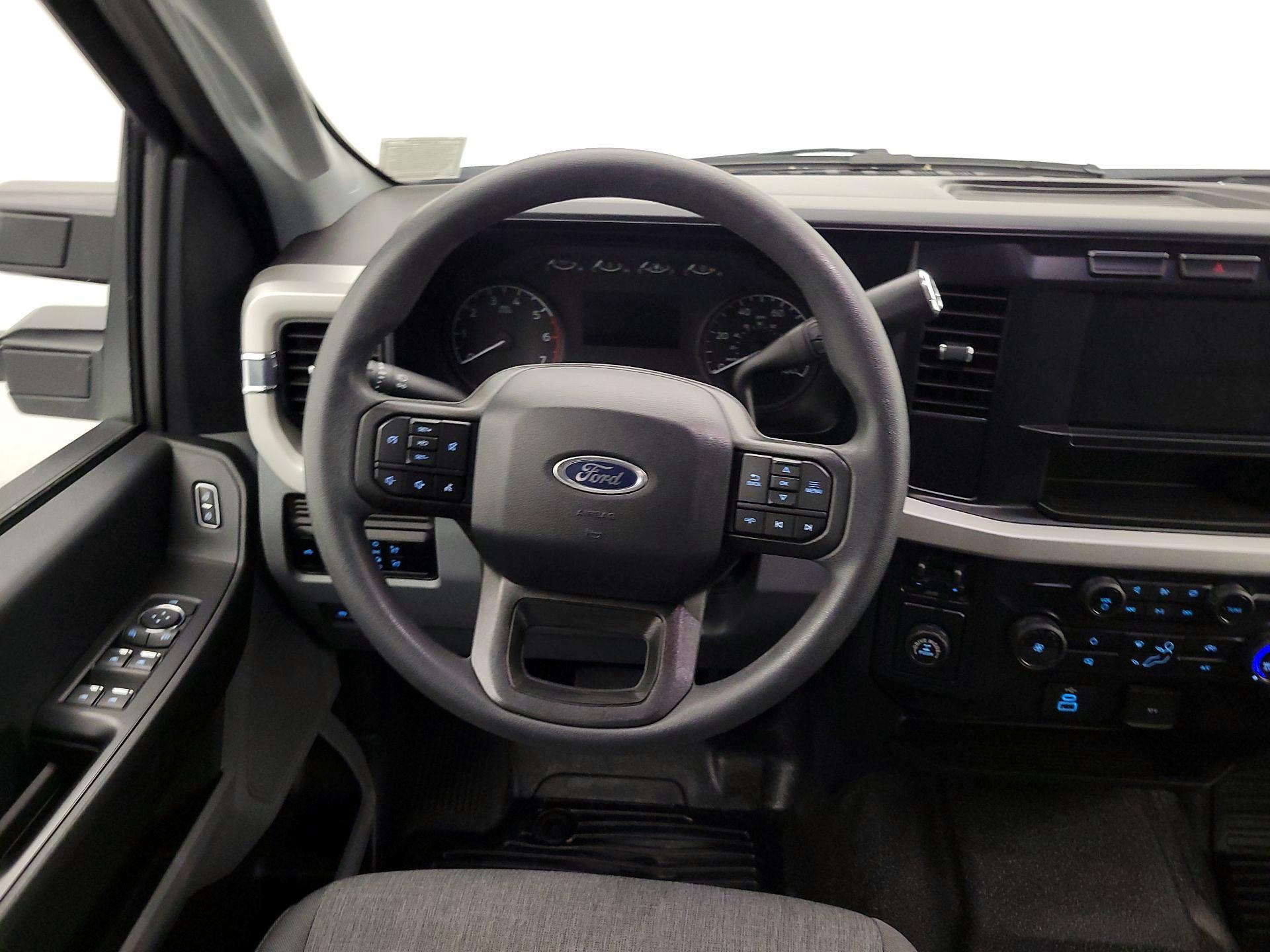 Thumbnail: 2024 Ford F-250 - 10