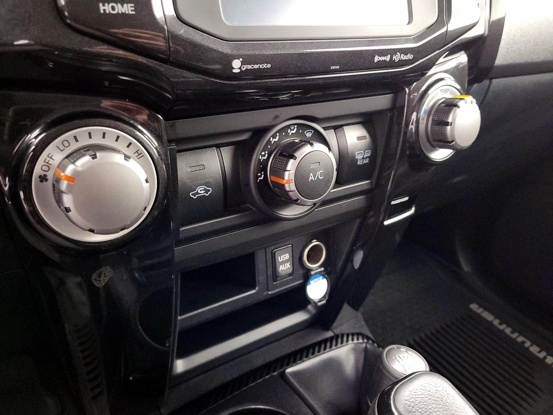 Thumbnail: 2018 Toyota 4Runner - 16