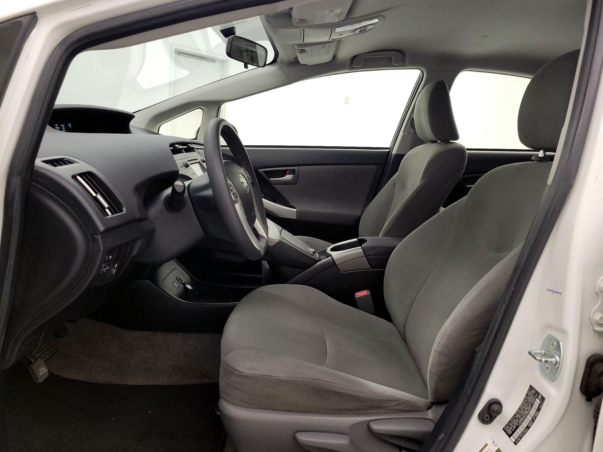 Thumbnail: 2014 Toyota Prius - 11