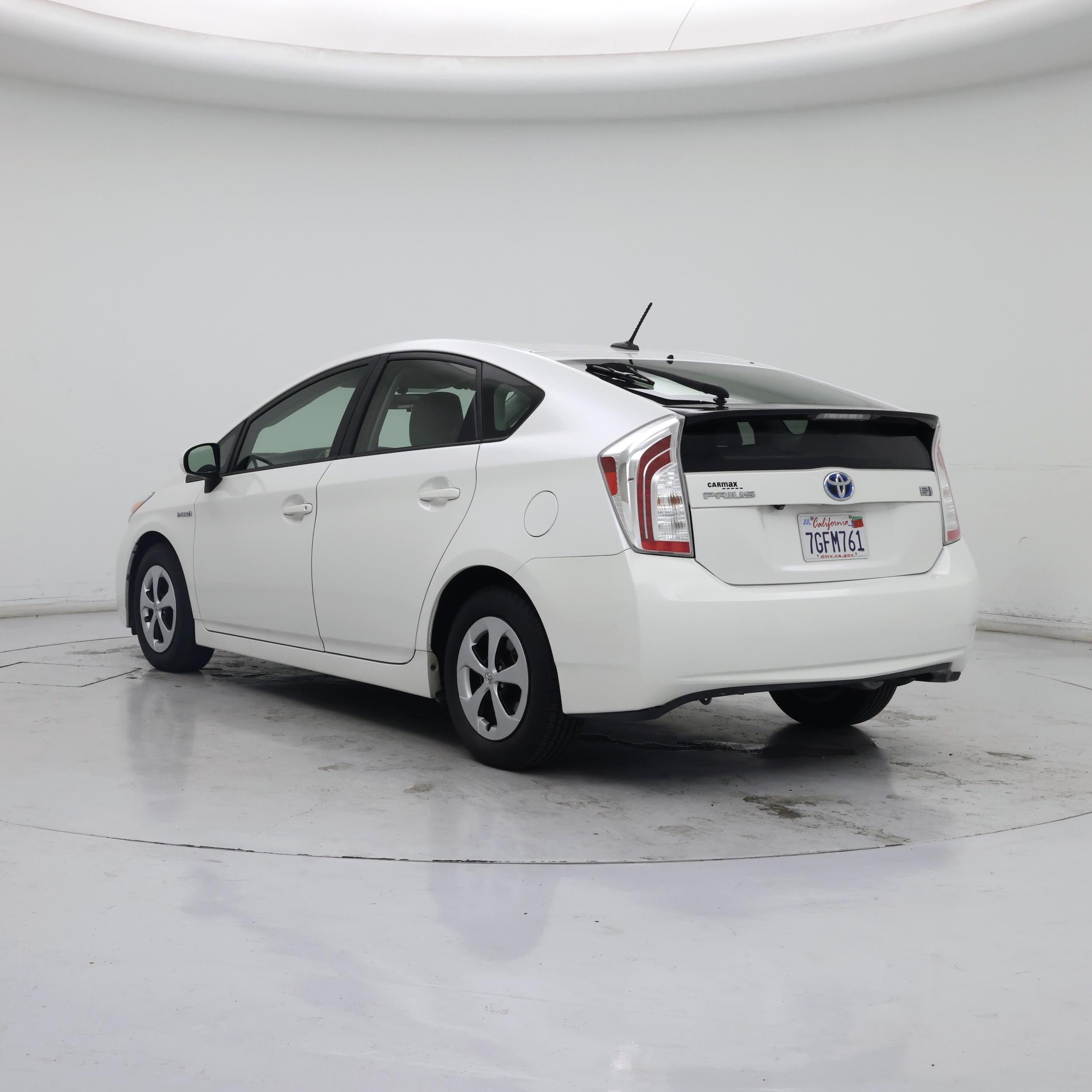 Thumbnail: 2014 Toyota Prius - 2