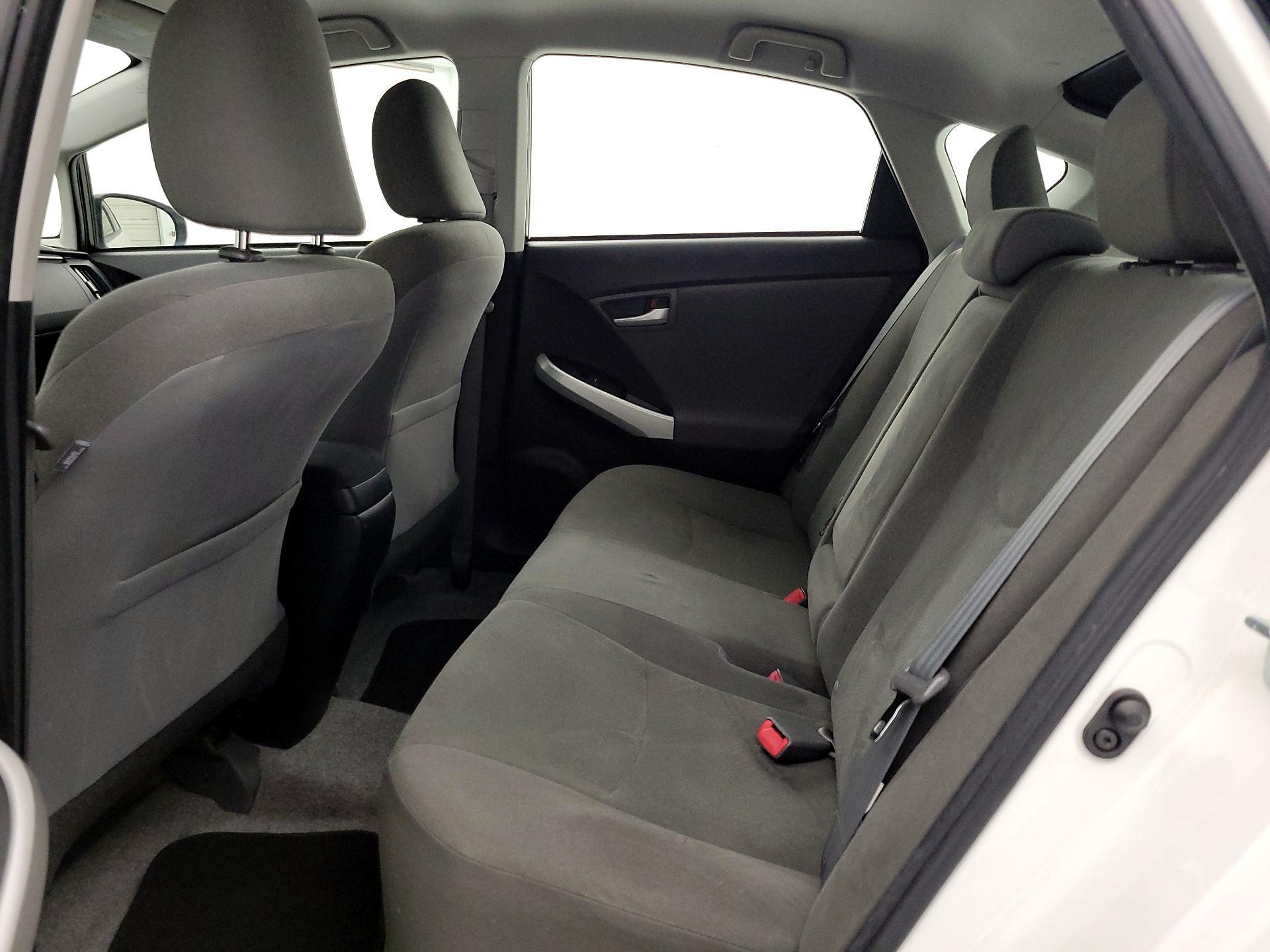 Thumbnail: 2014 Toyota Prius - 19