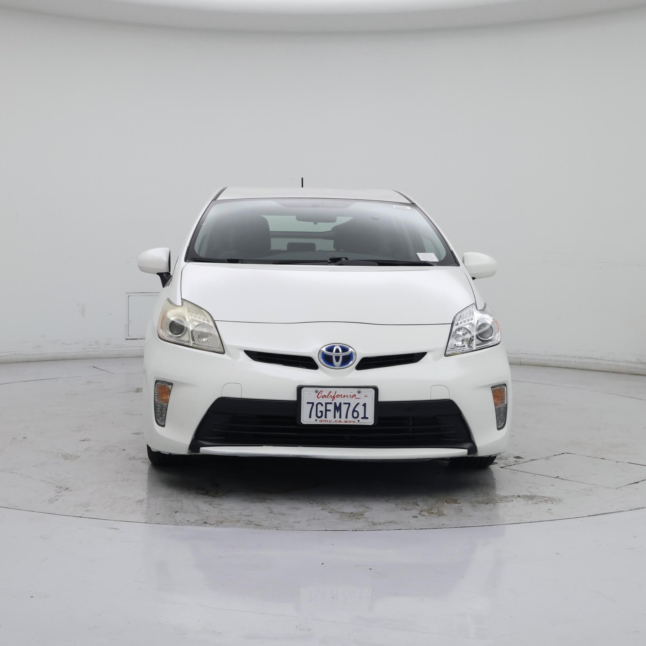 Thumbnail: 2014 Toyota Prius - 5