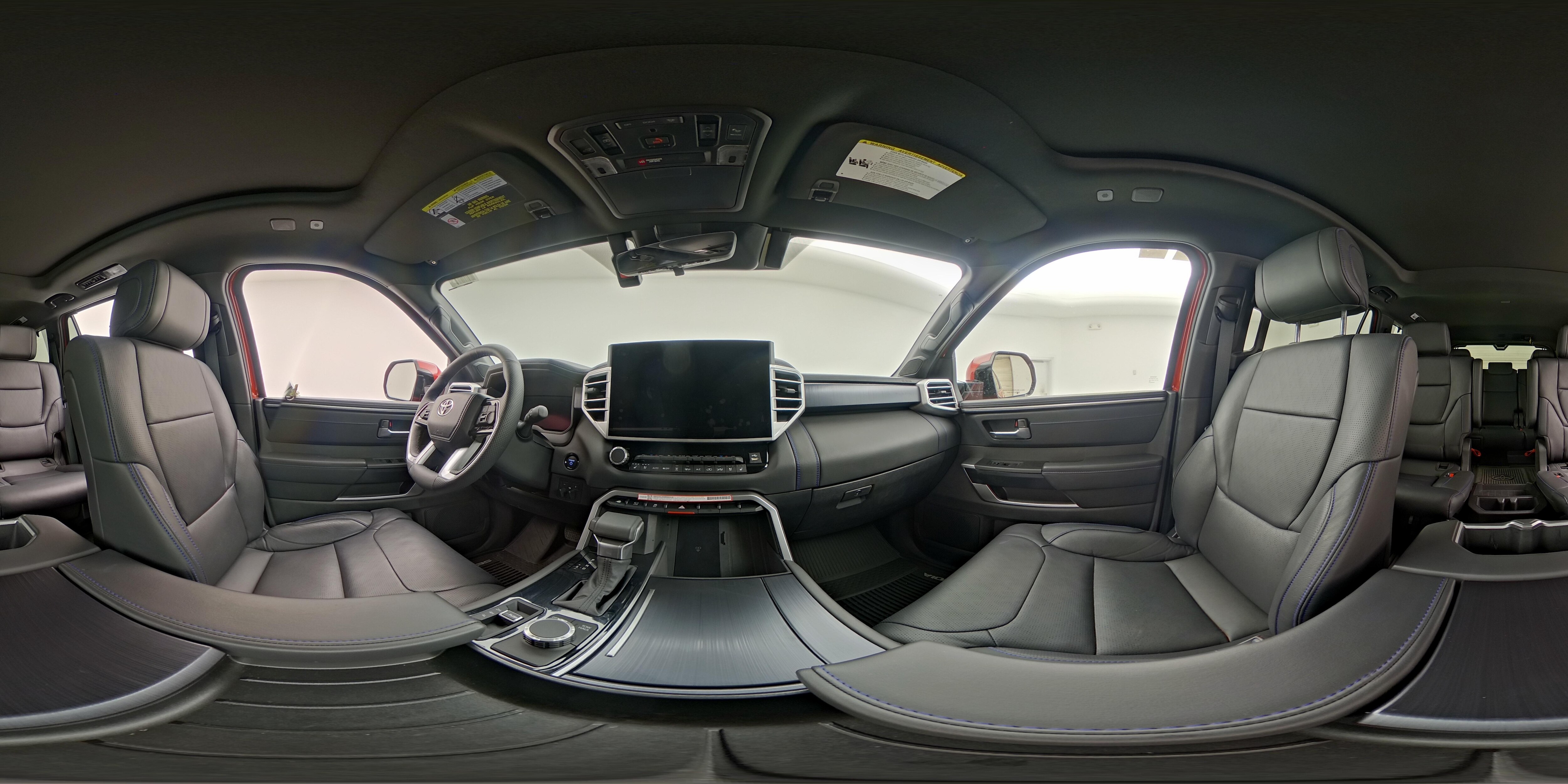 2025 Toyota Sequoia Platinum - Photo 28