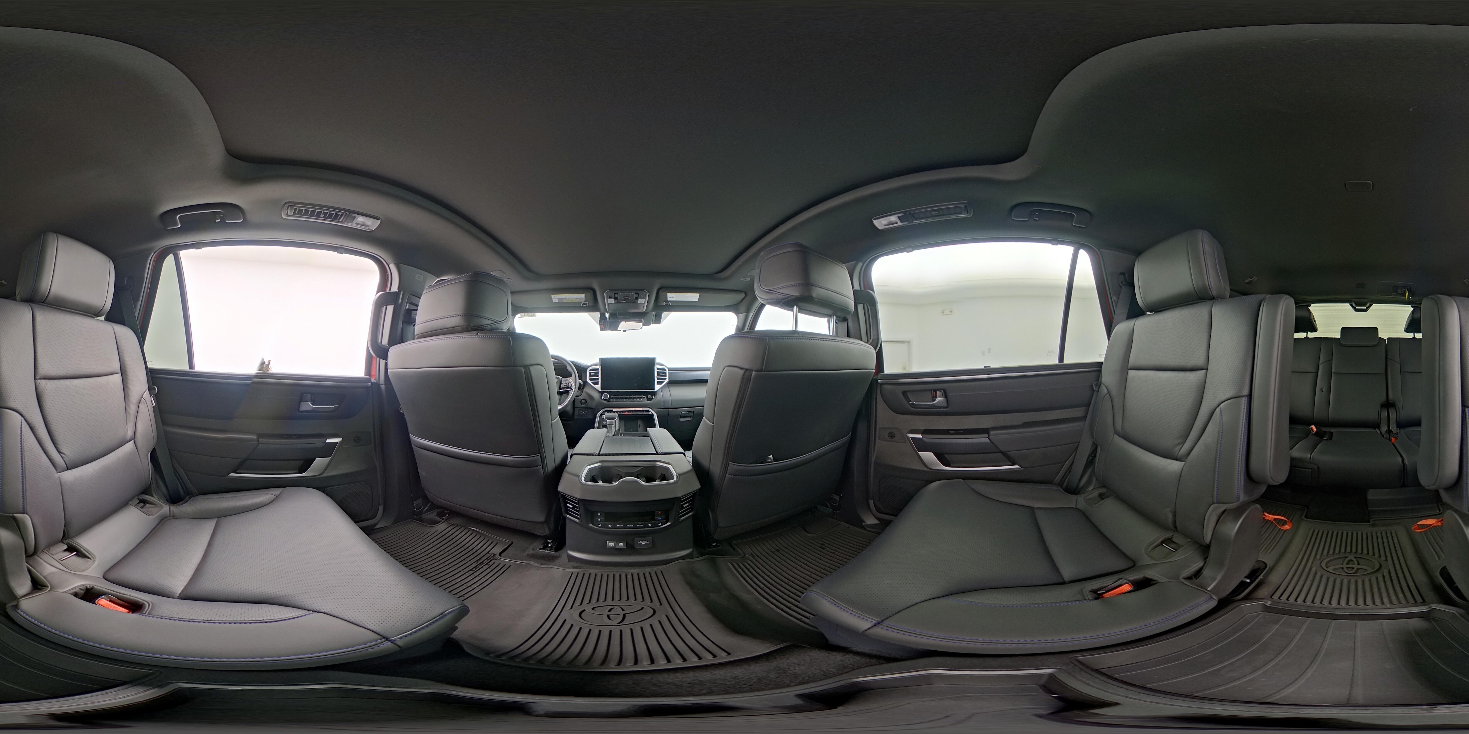 2025 Toyota Sequoia Platinum - Photo 29