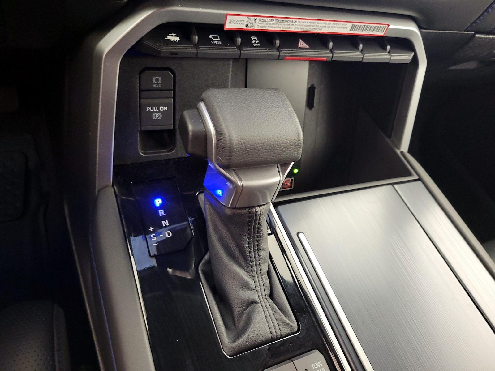 2025 Toyota Sequoia Platinum - Photo 19
