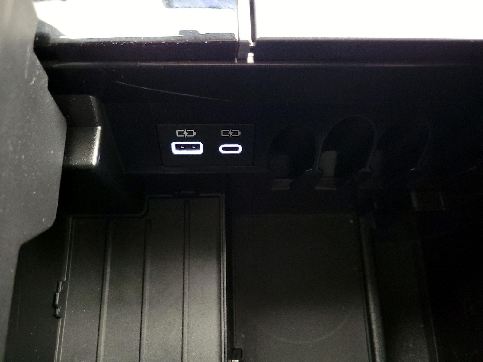 2025 Toyota Sequoia Platinum - Photo 20