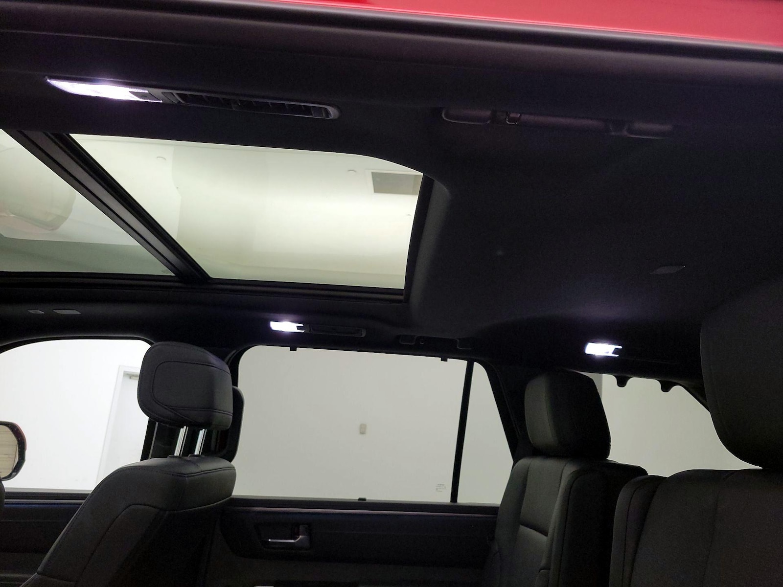 2025 Toyota Sequoia Platinum - Photo 26