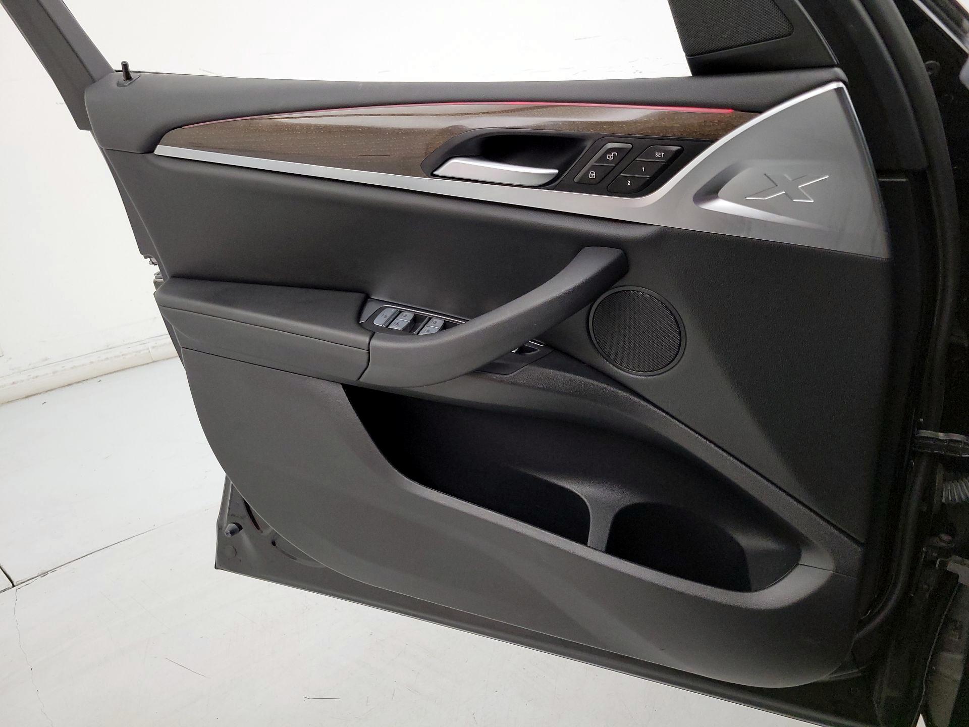 Thumbnail: 2022 BMW X3 - 12