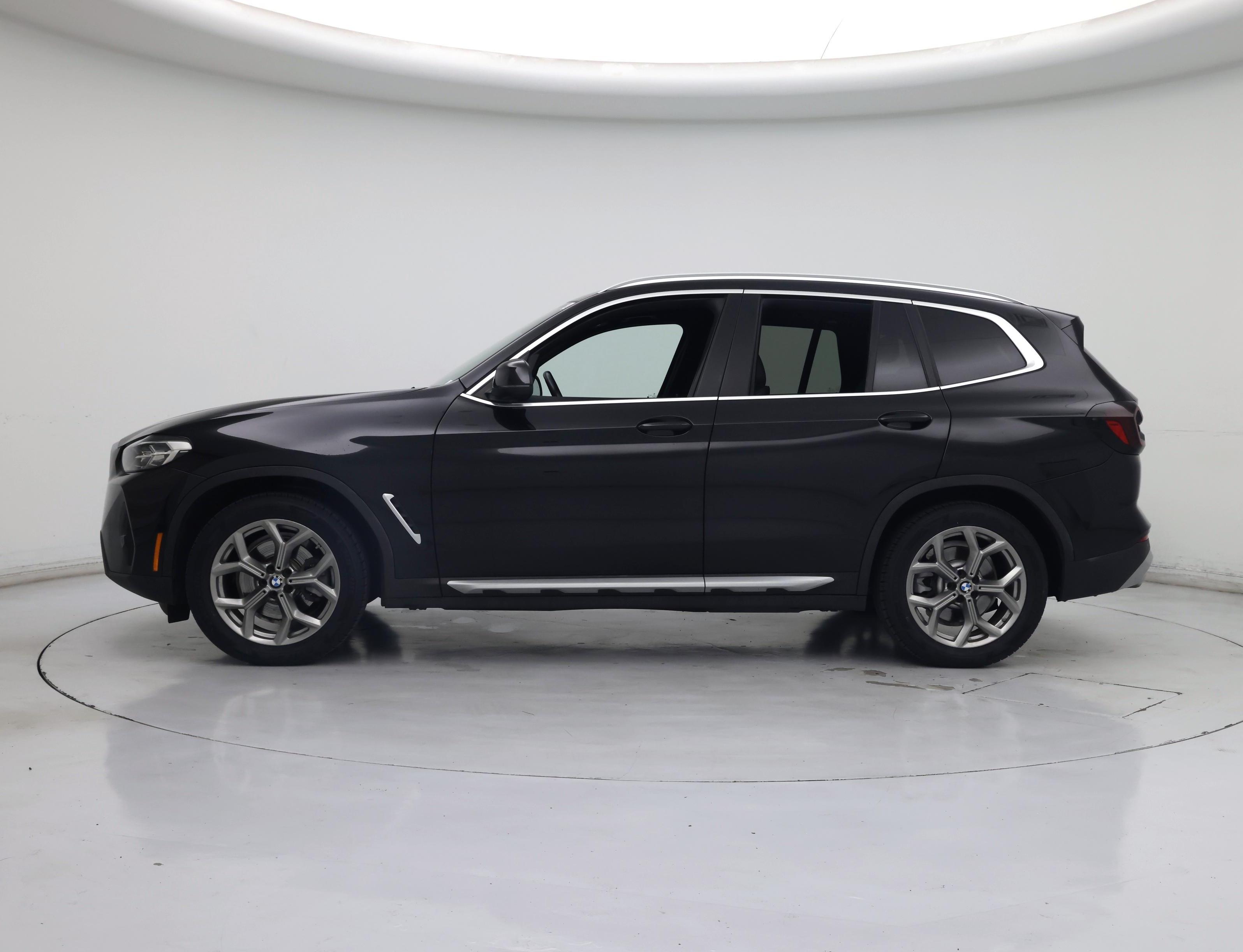 Thumbnail: 2022 BMW X3 - 3