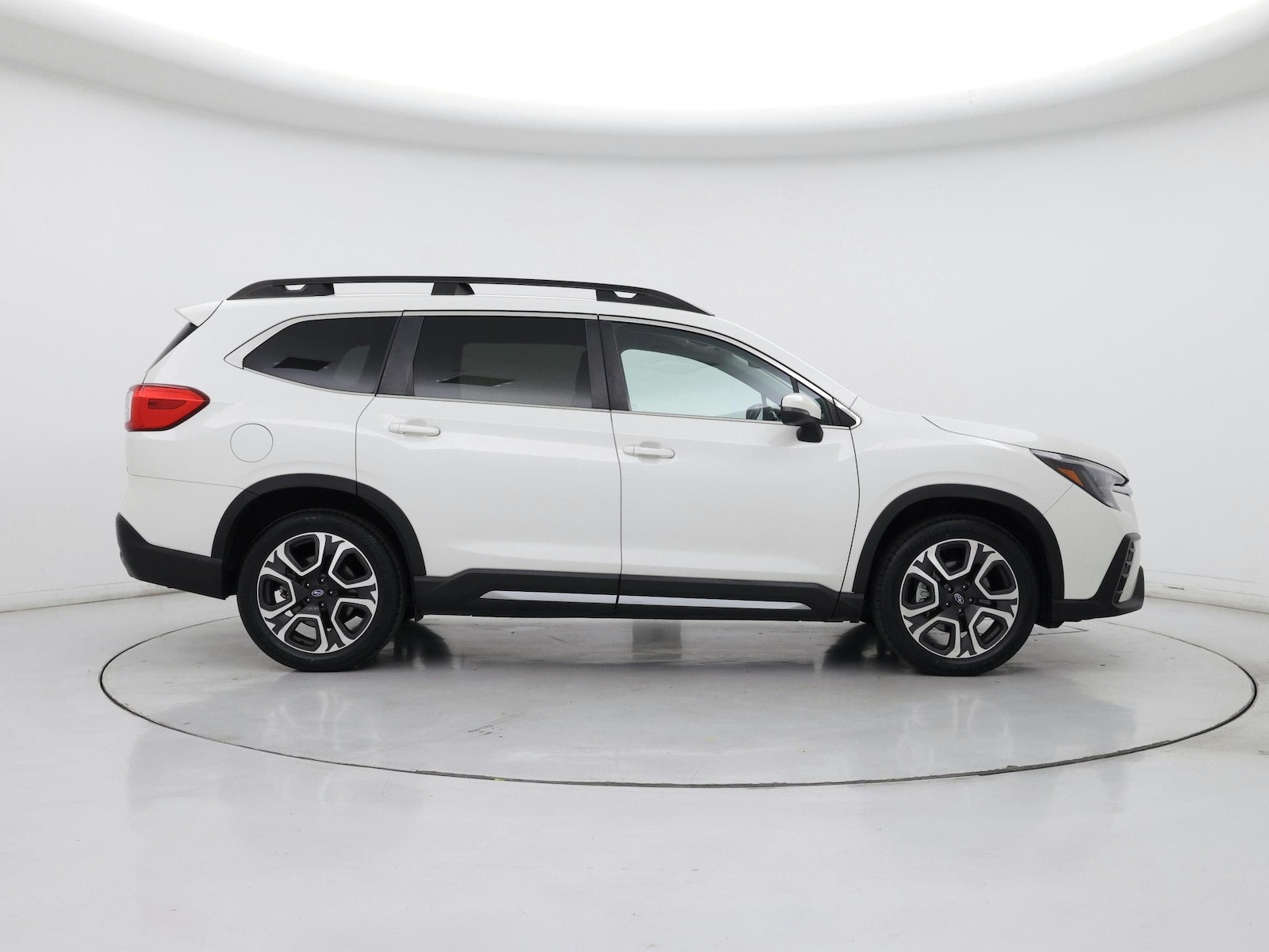2023 Subaru Ascent Limited - Photo 8
