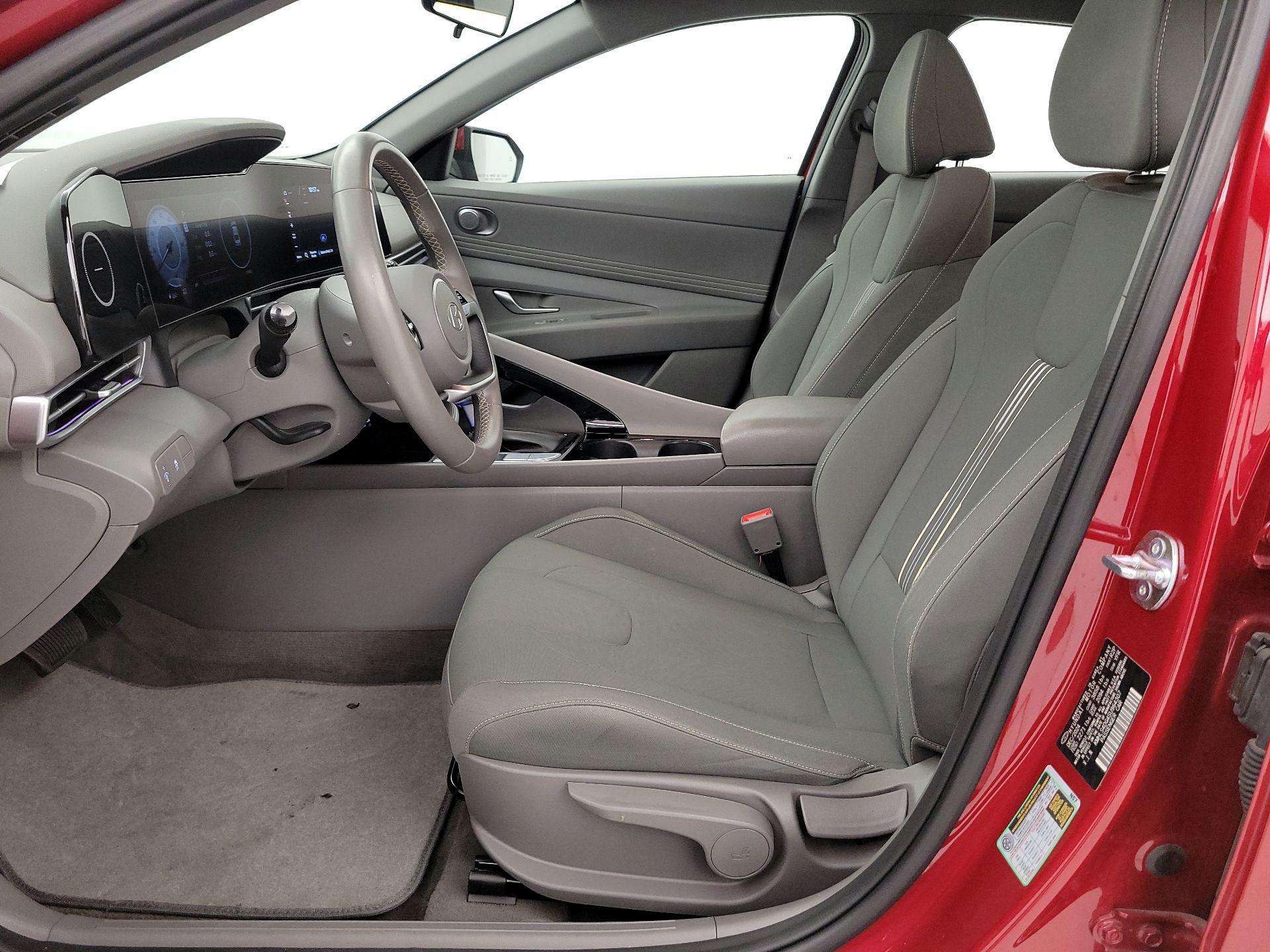 Thumbnail: 2025 Hyundai Elantra - 11