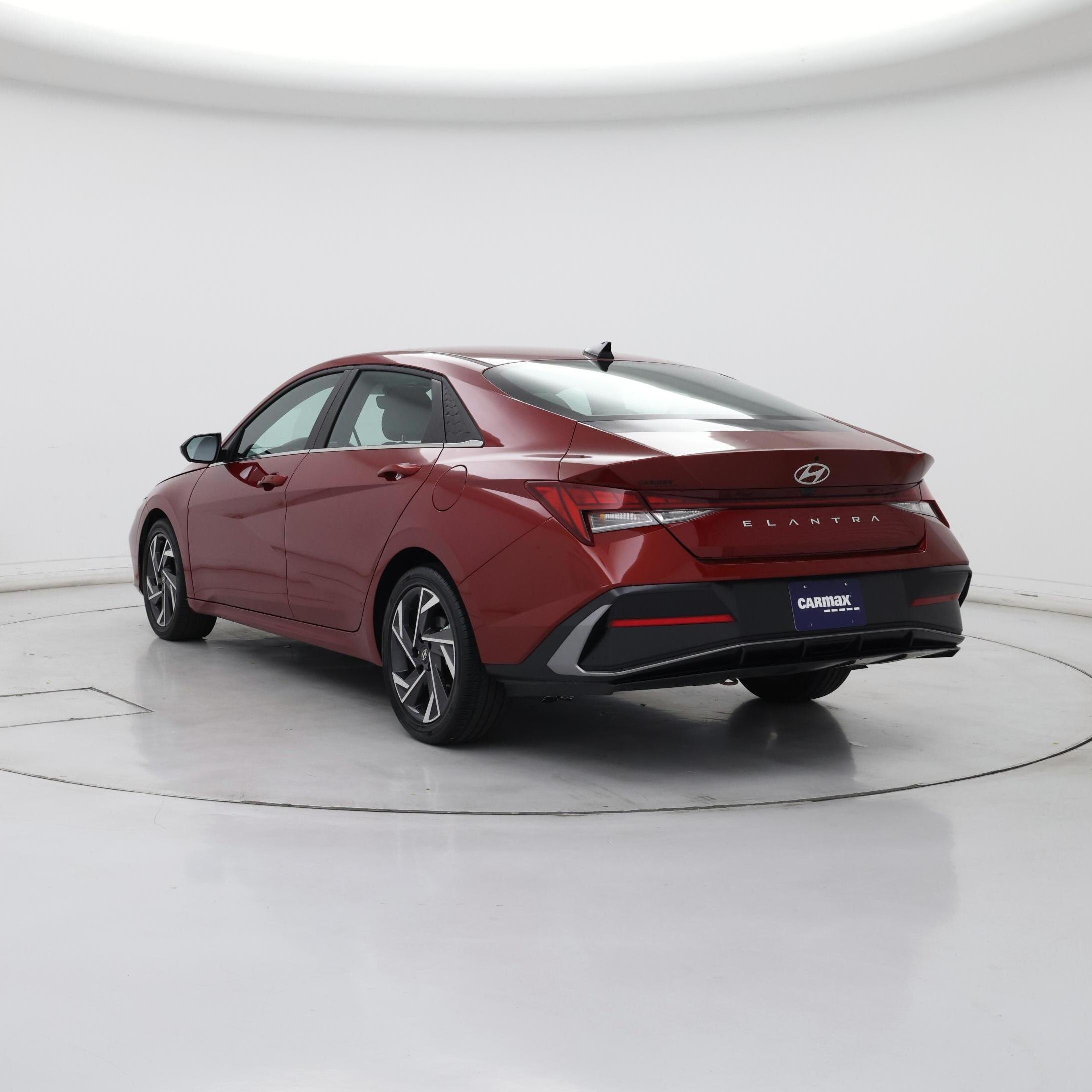 Thumbnail: 2025 Hyundai Elantra - 2