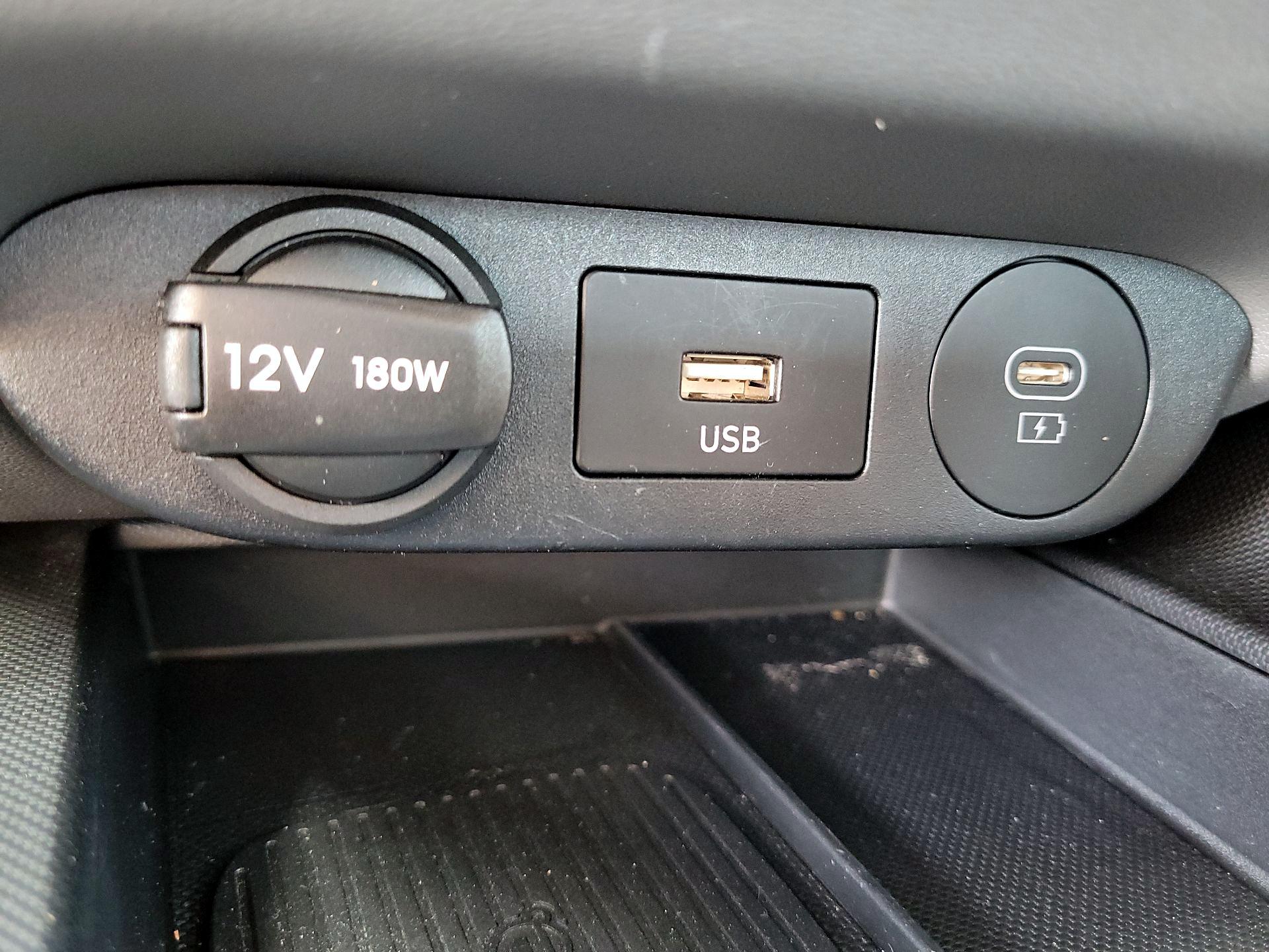 Thumbnail: 2025 Hyundai Elantra - 19