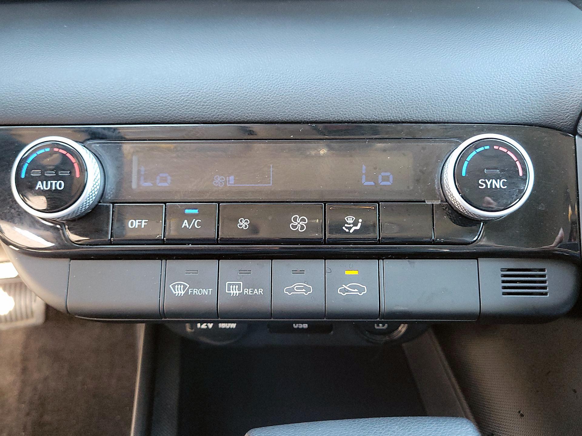 Thumbnail: 2023 Hyundai Elantra - 16