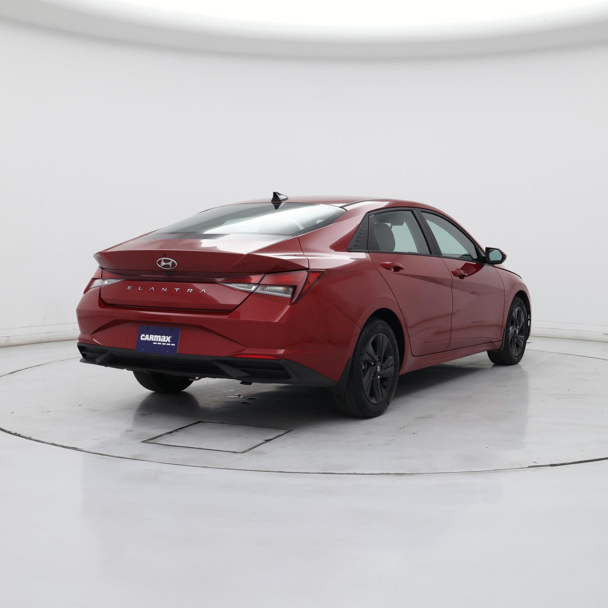 Thumbnail: 2023 Hyundai Elantra - 8