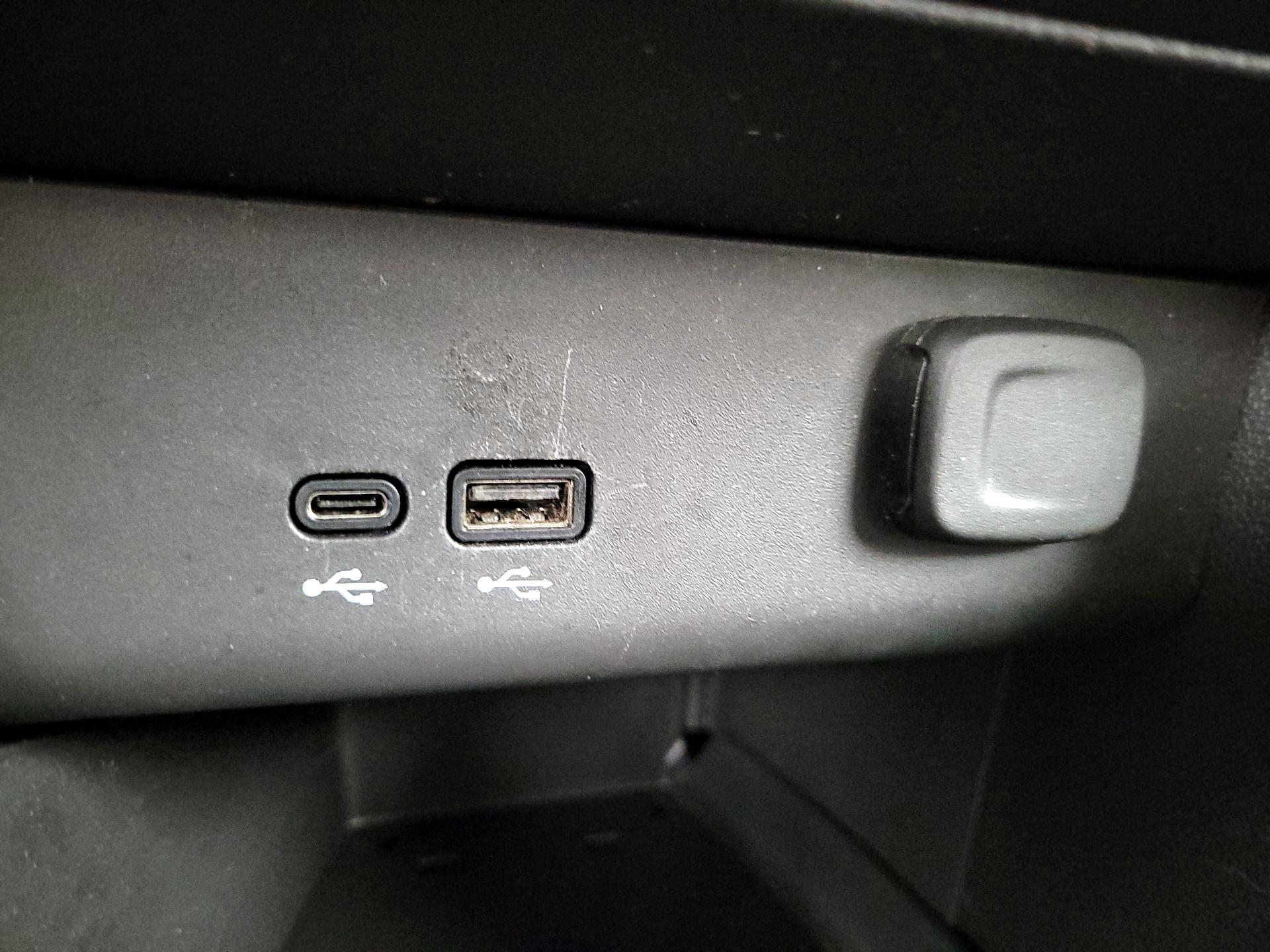 Thumbnail: 2024 Buick Encore GX - 18