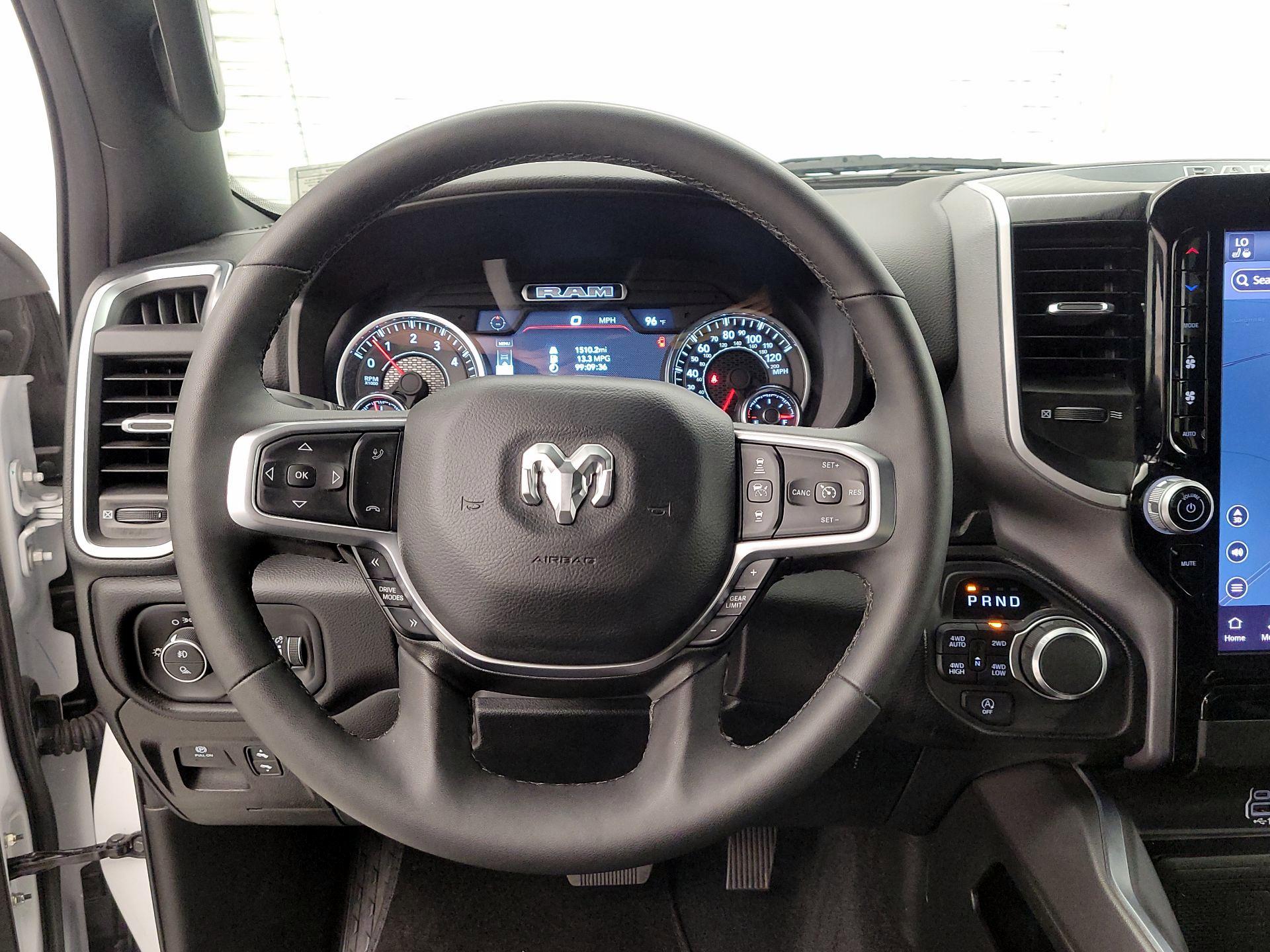 Thumbnail: 2025 RAM 1500 - 10