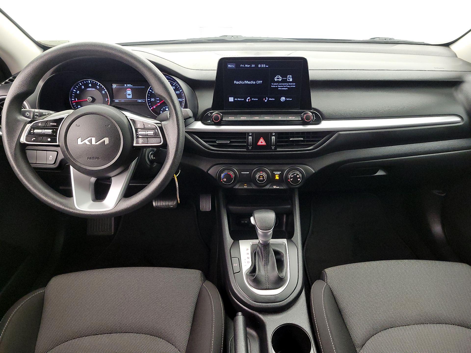 Thumbnail: 2023 Kia Forte - 9