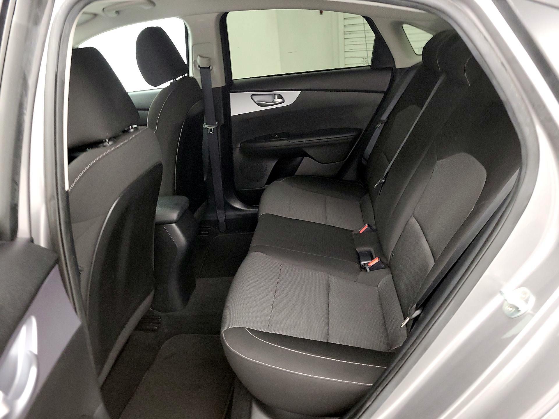 Thumbnail: 2023 Kia Forte - 19