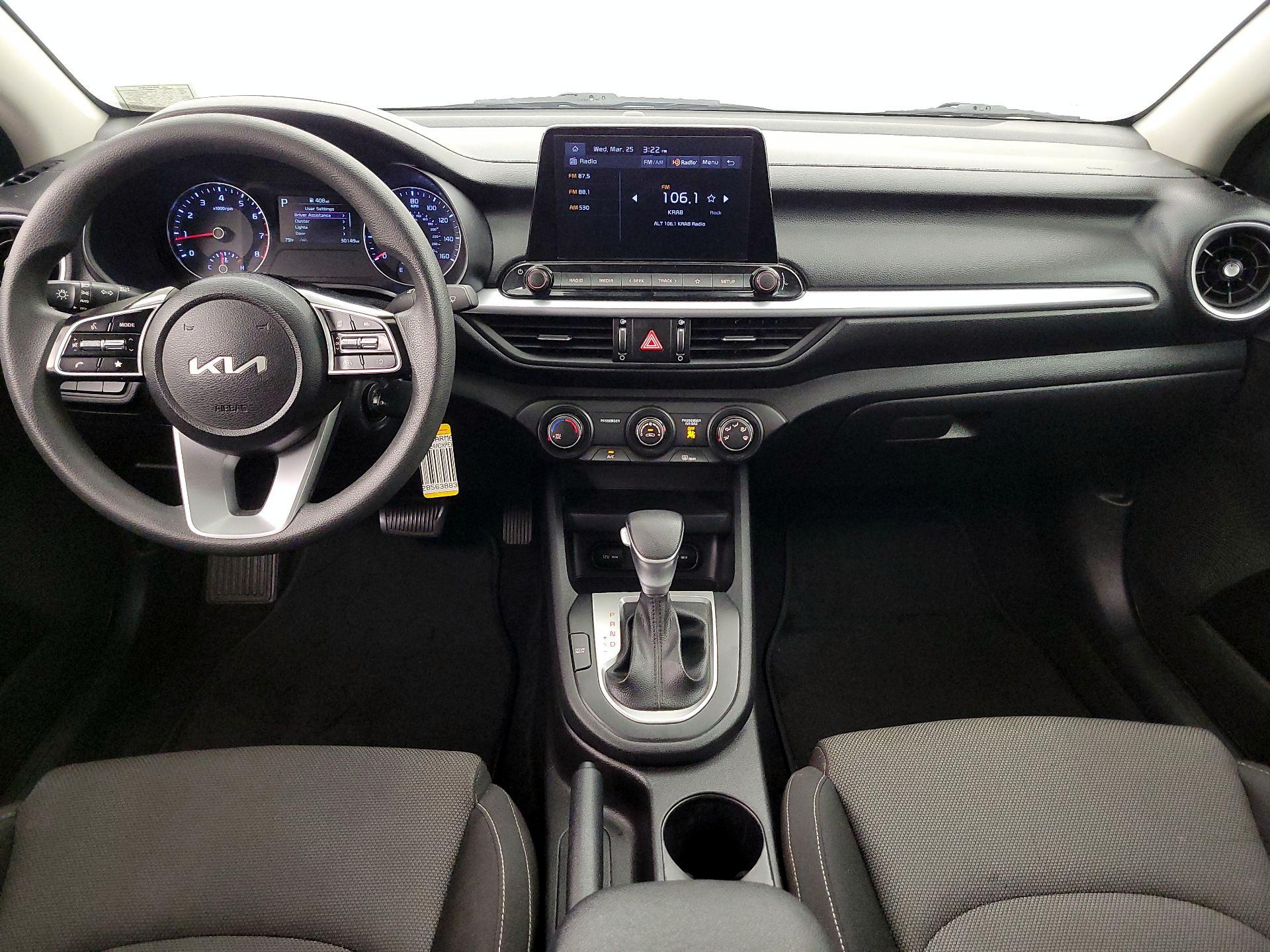 Thumbnail: 2023 Kia Forte - 9