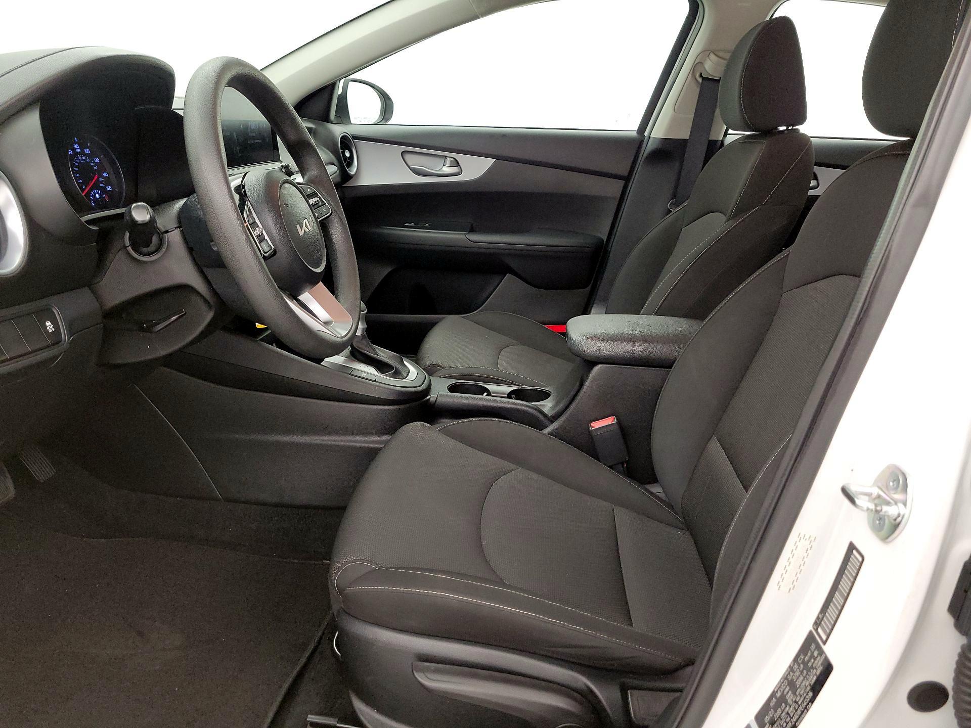 Thumbnail: 2023 Kia Forte - 11