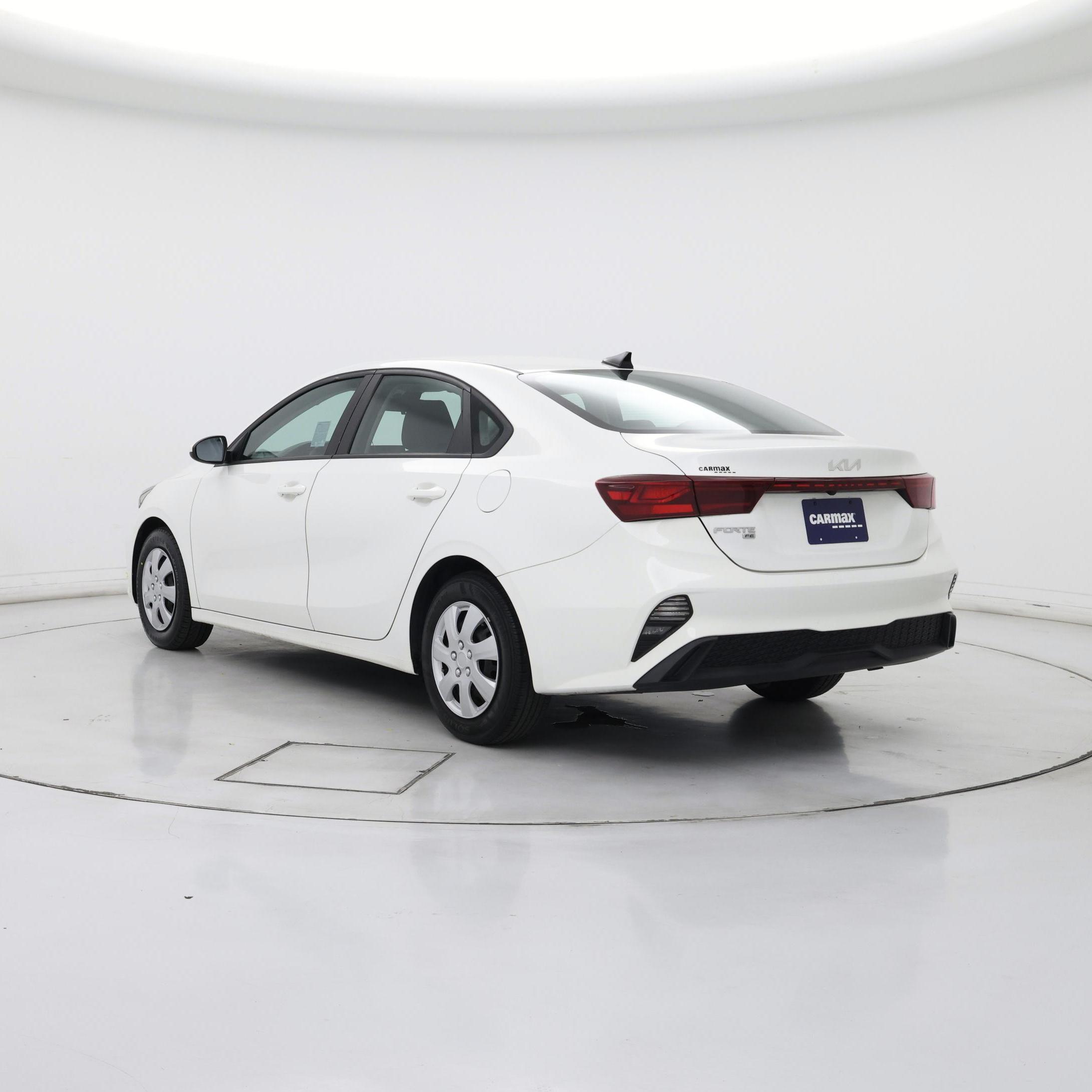 Thumbnail: 2023 Kia Forte - 2