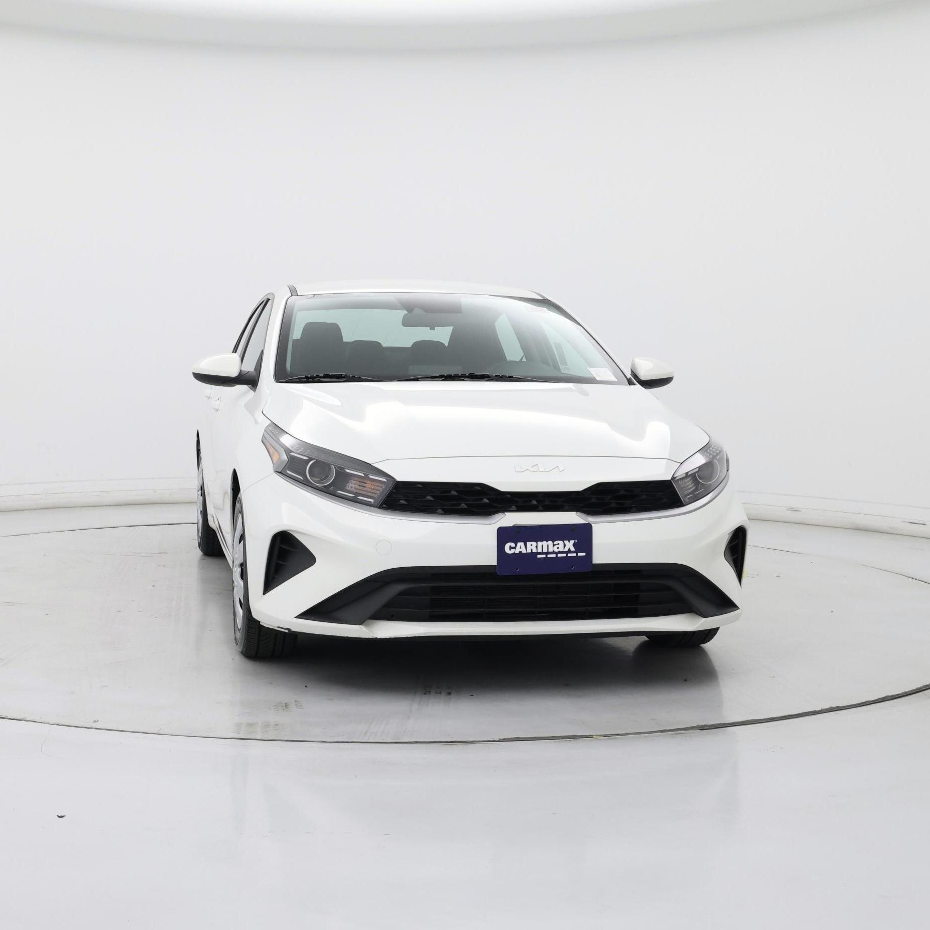 Thumbnail: 2023 Kia Forte - 5